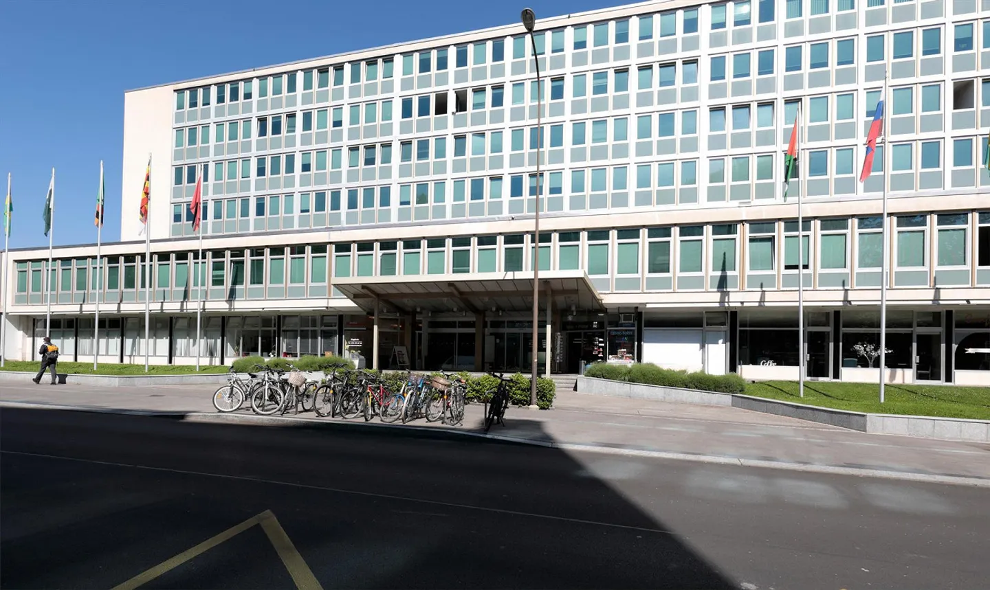 Vicino a Place des Nations e all'ONU, di fronte al CICG - Foto 2 di 2