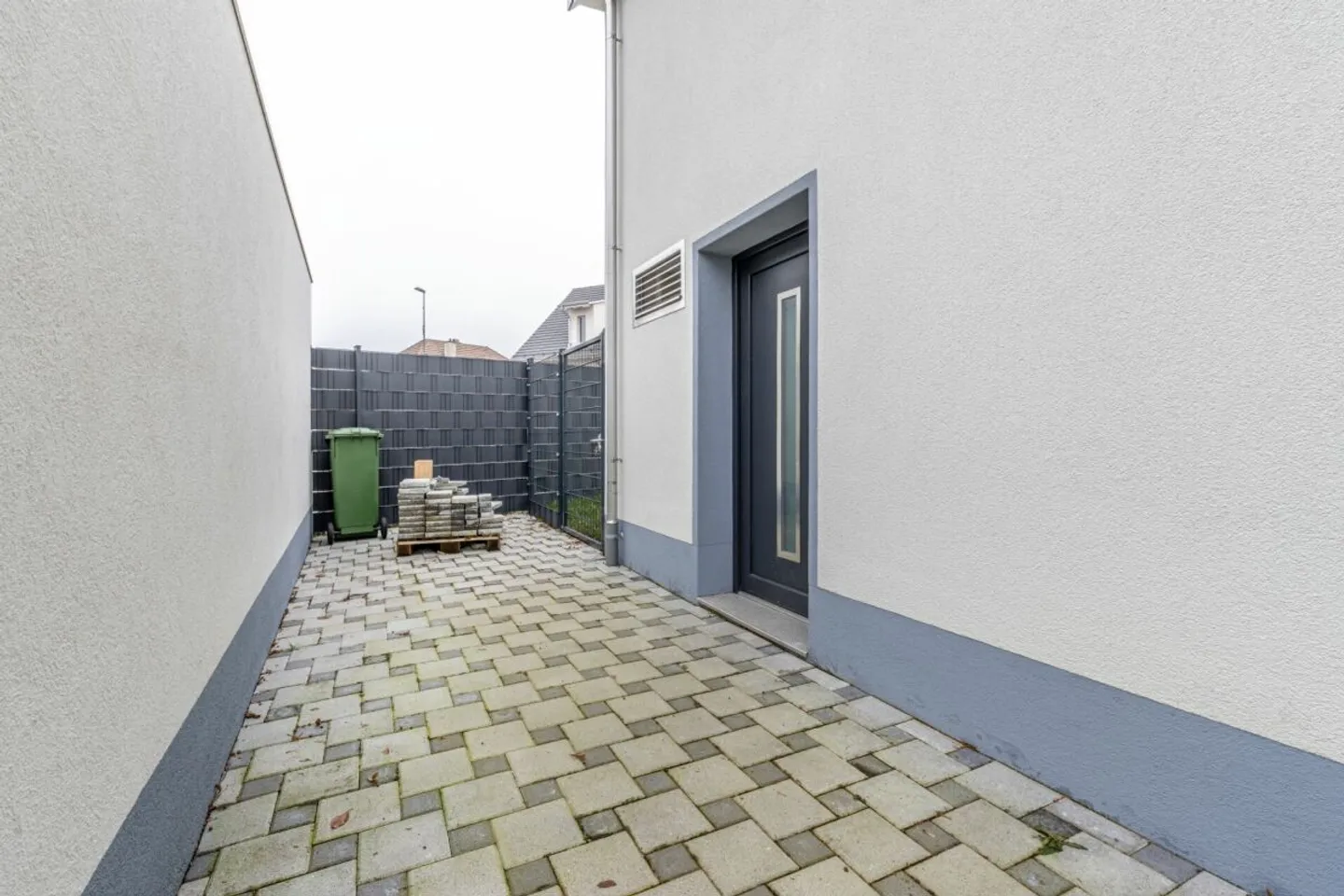 Renovated Family Home in Wängi - Photo 29 of 36