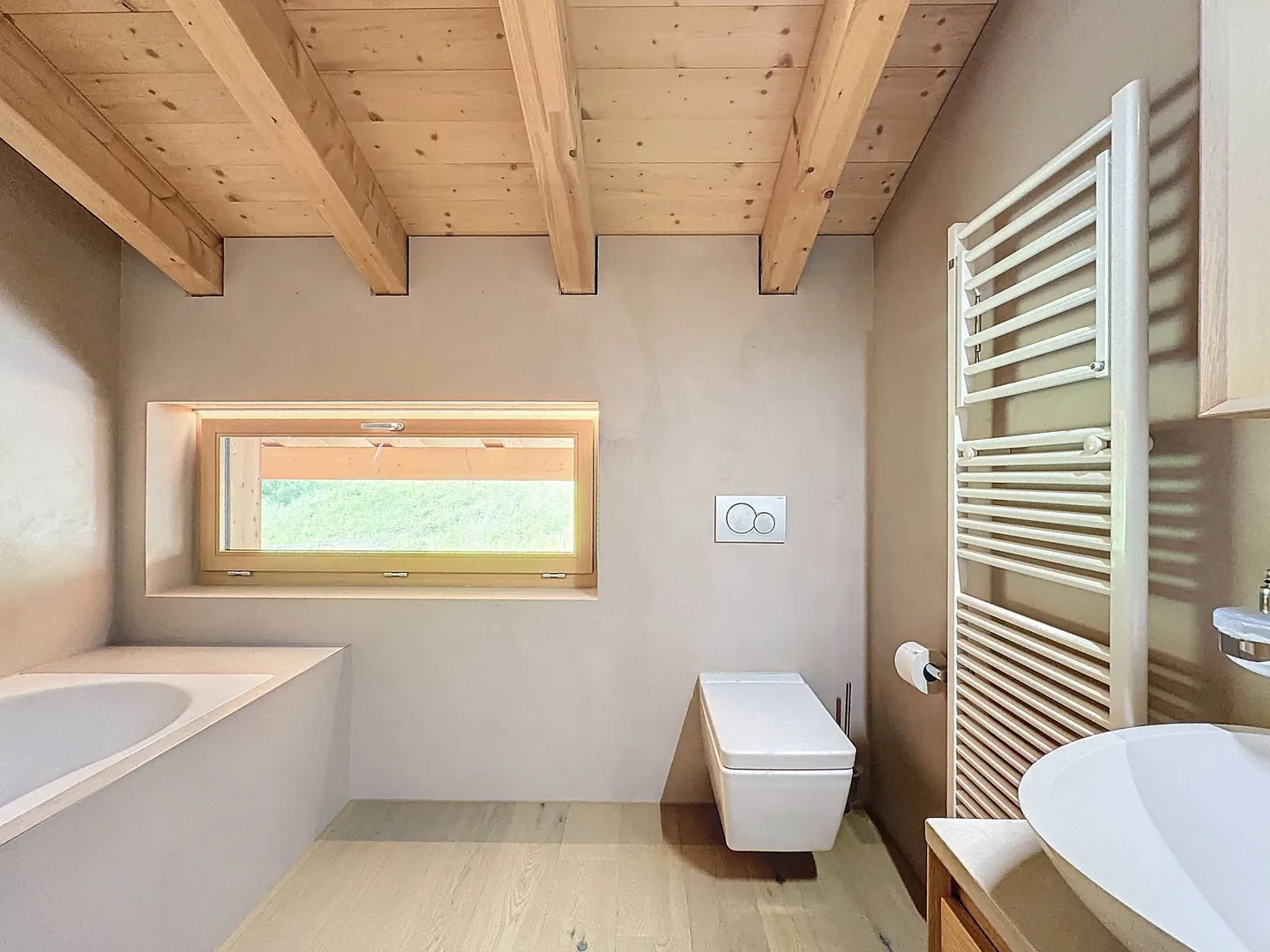 Chalet Magnificato con 7,5 Camere e Vista Mozzafiato sulle Montagne - Foto 10 di 13