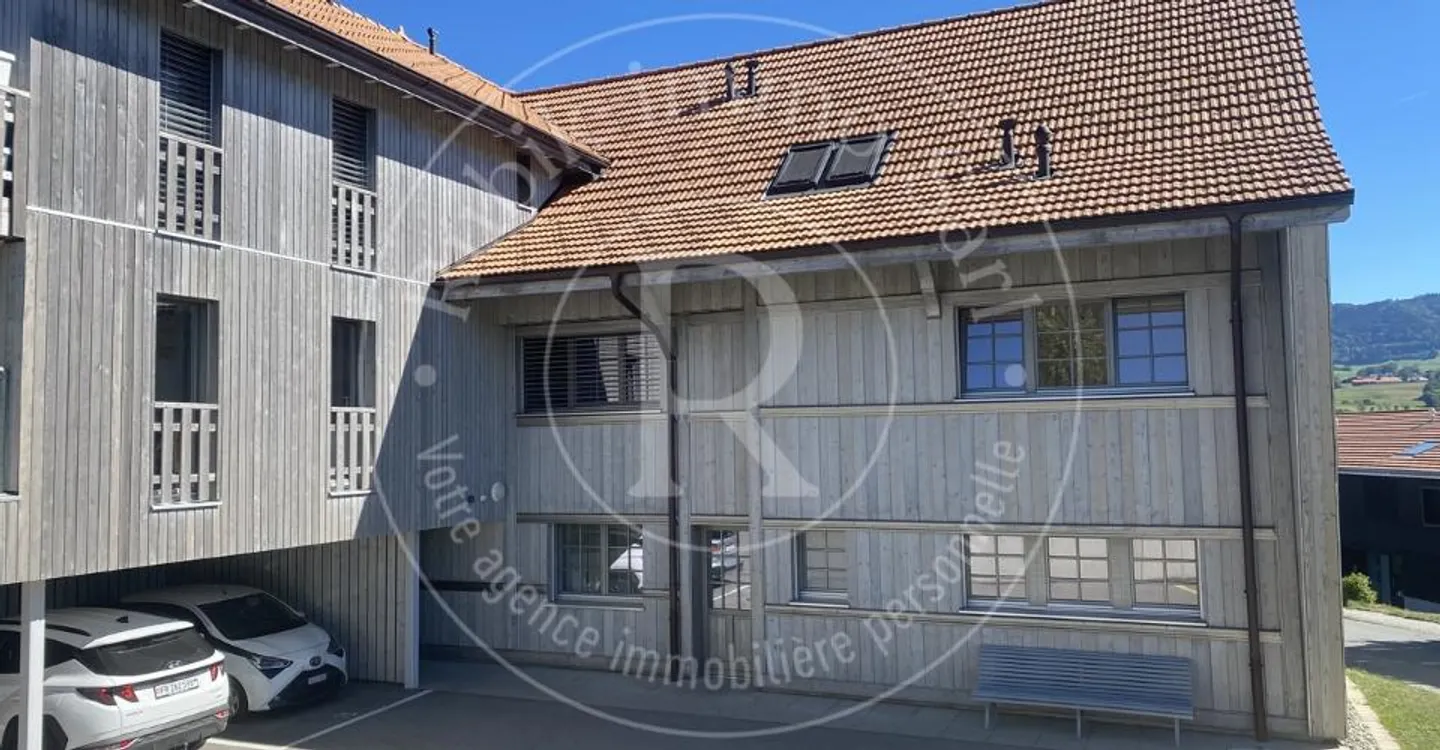 Heartthrob in Autigny – Duplex 5.5 rooms, 153 m² + terrace of 22 m² - Photo 4 of 12