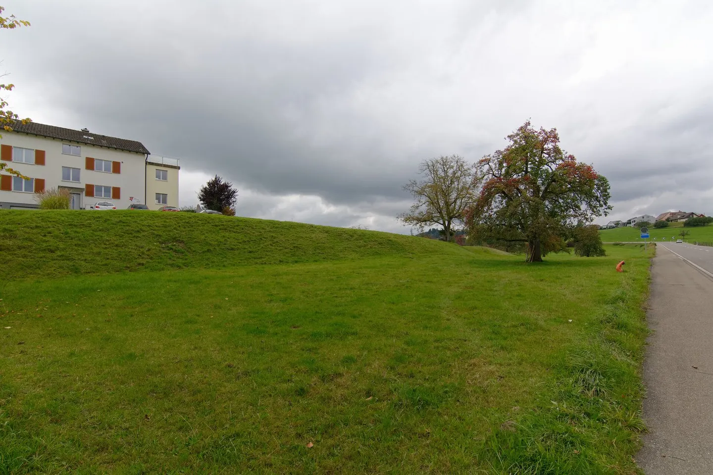 Terrain à bâtir pour maison multifamiliale - Photo 4 sur 4