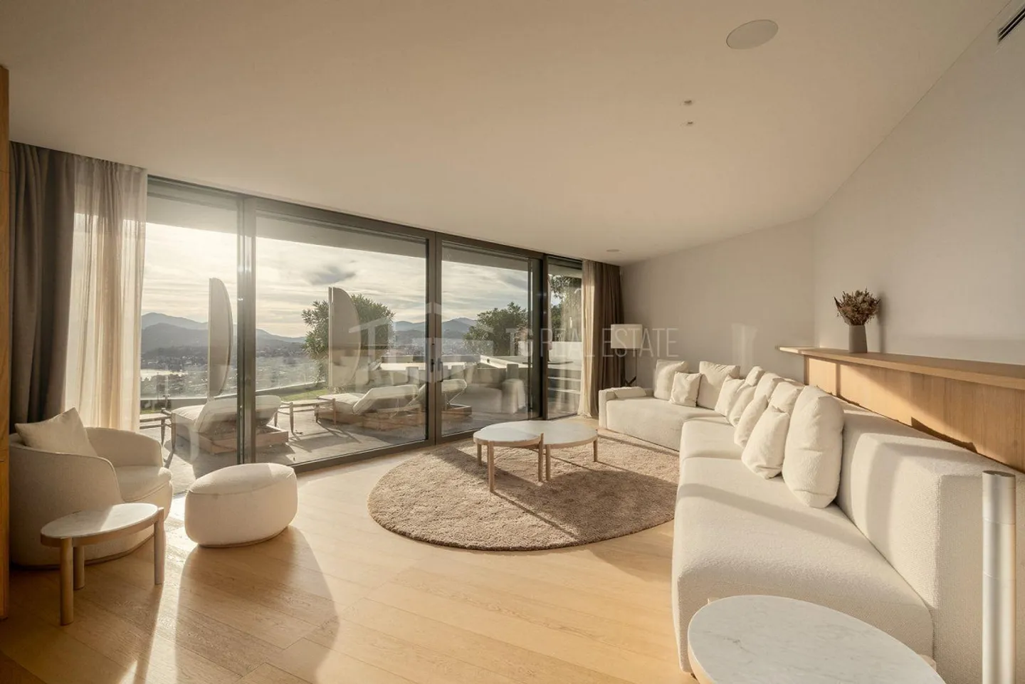 Exklusive Villa mit Seeblick - Foto 11 von 13