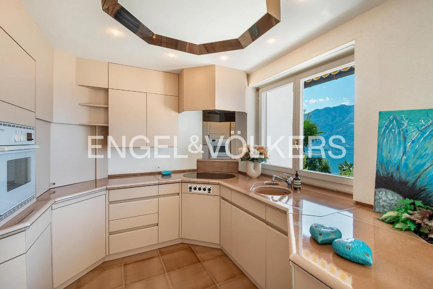 Exklusive Villa mit Seeblick - Foto 7 von 19