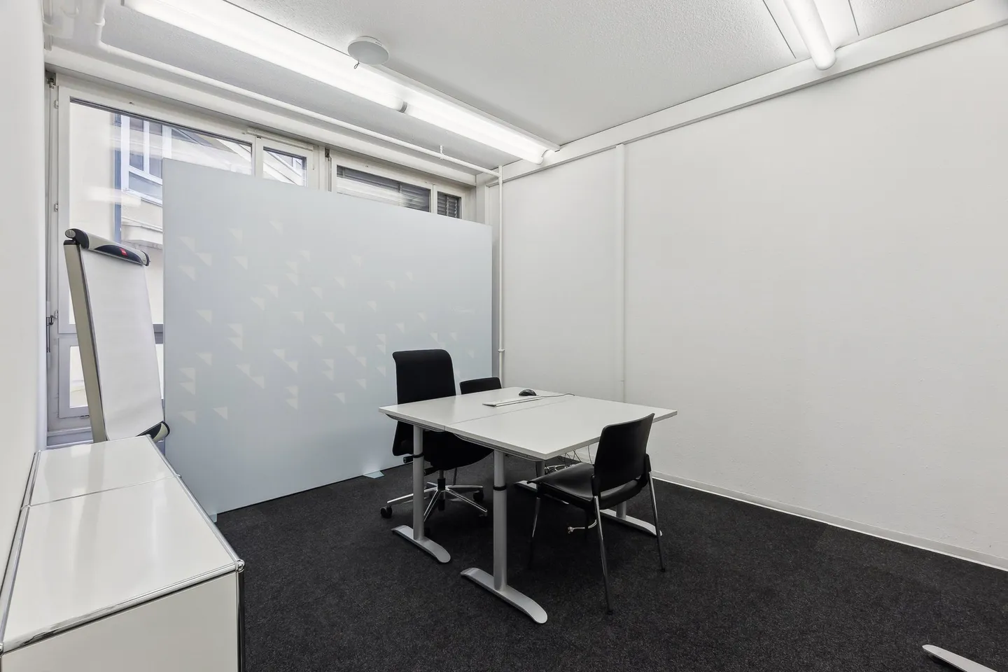 Office space for rent - Photo 4 of 7