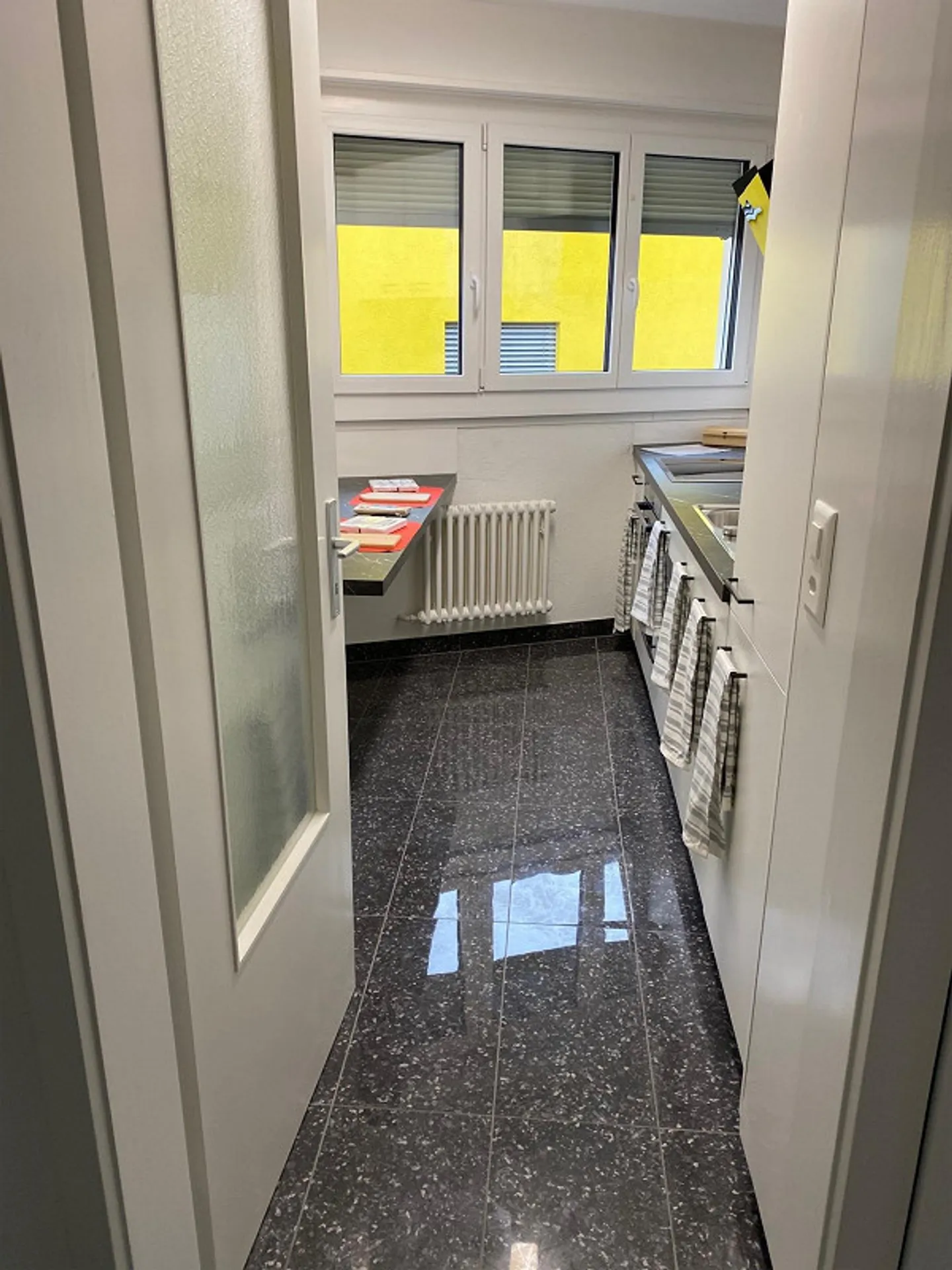 2-Zi-Wohnung ab 1. Dezember 2025 oder nach Vereinbarung - Foto 2 von 19