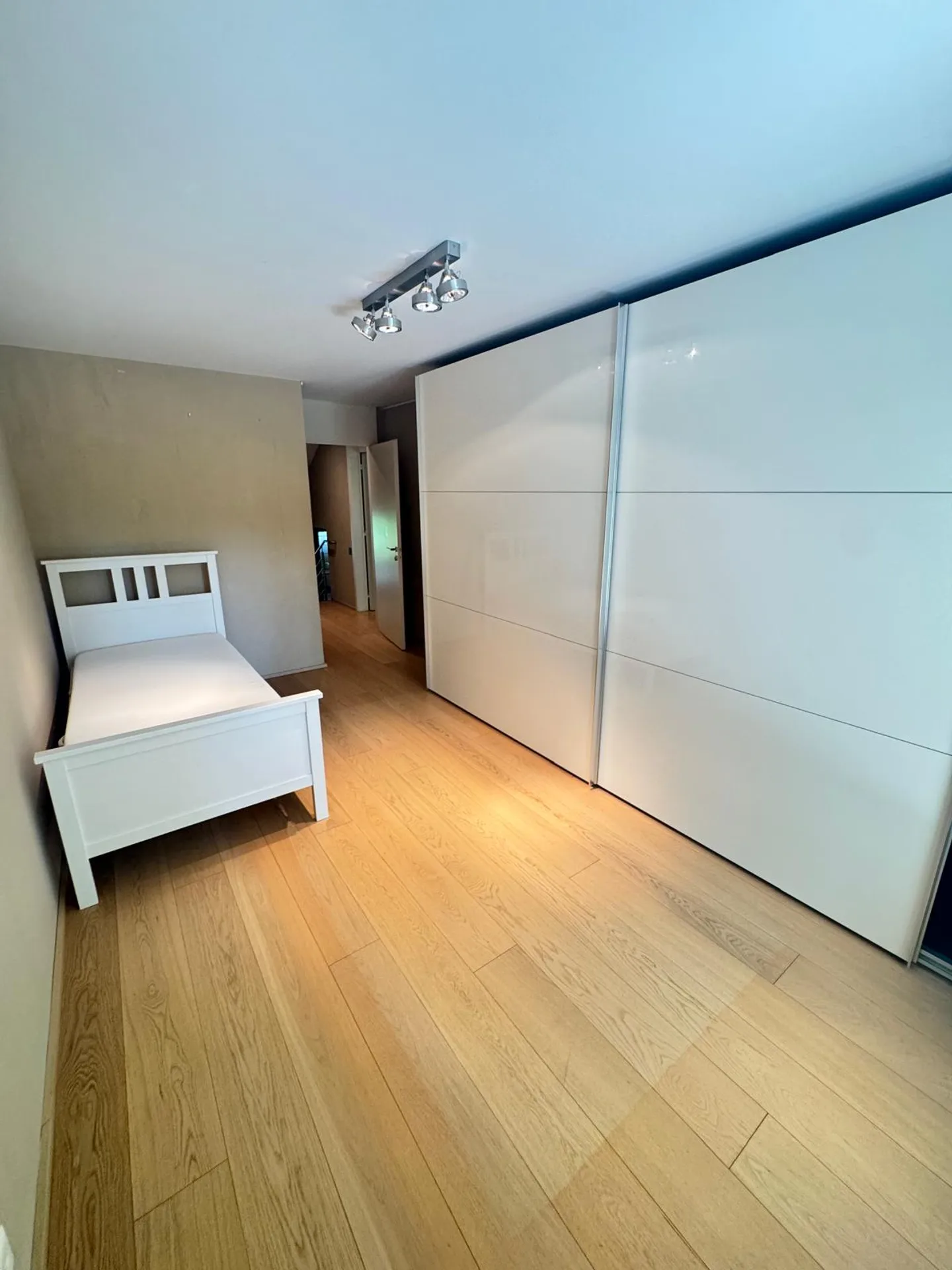 Triplex di Lusso con Terrazza Sud - Foto 8 di 15