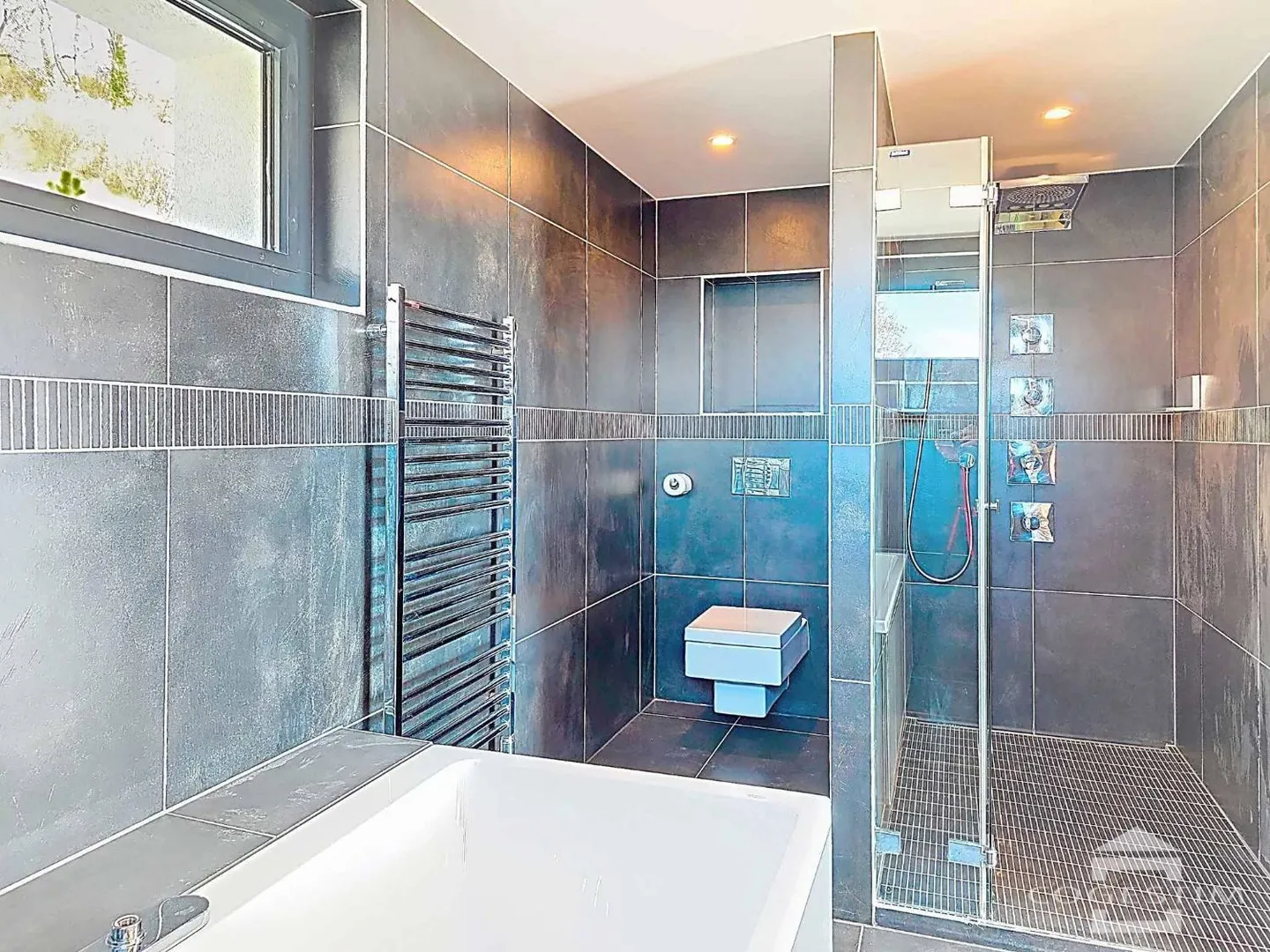 Villa contemporaine avec piscine - Photo 9 sur 11