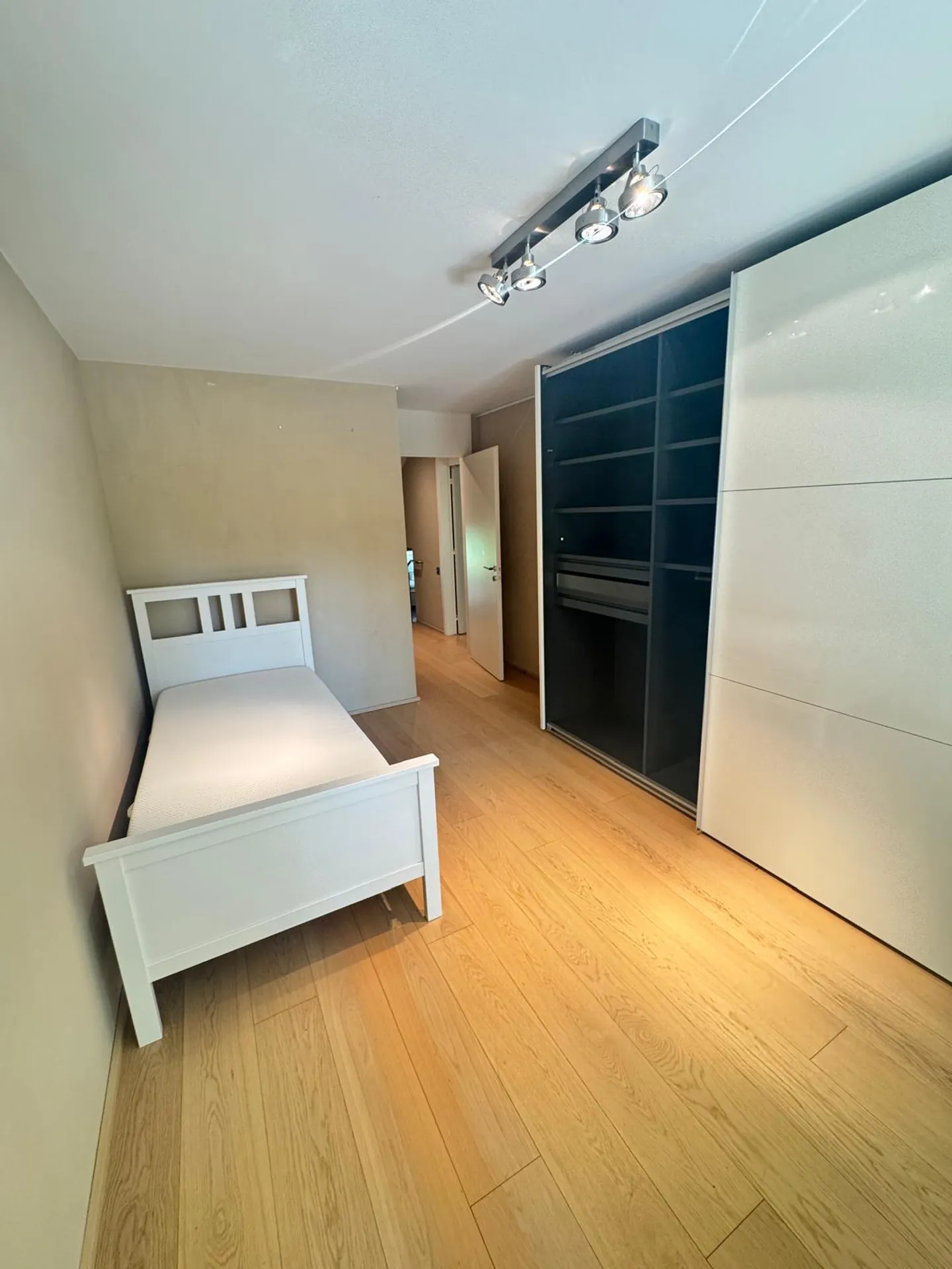 Triplex di Lusso con Terrazza Sud - Foto 9 di 15