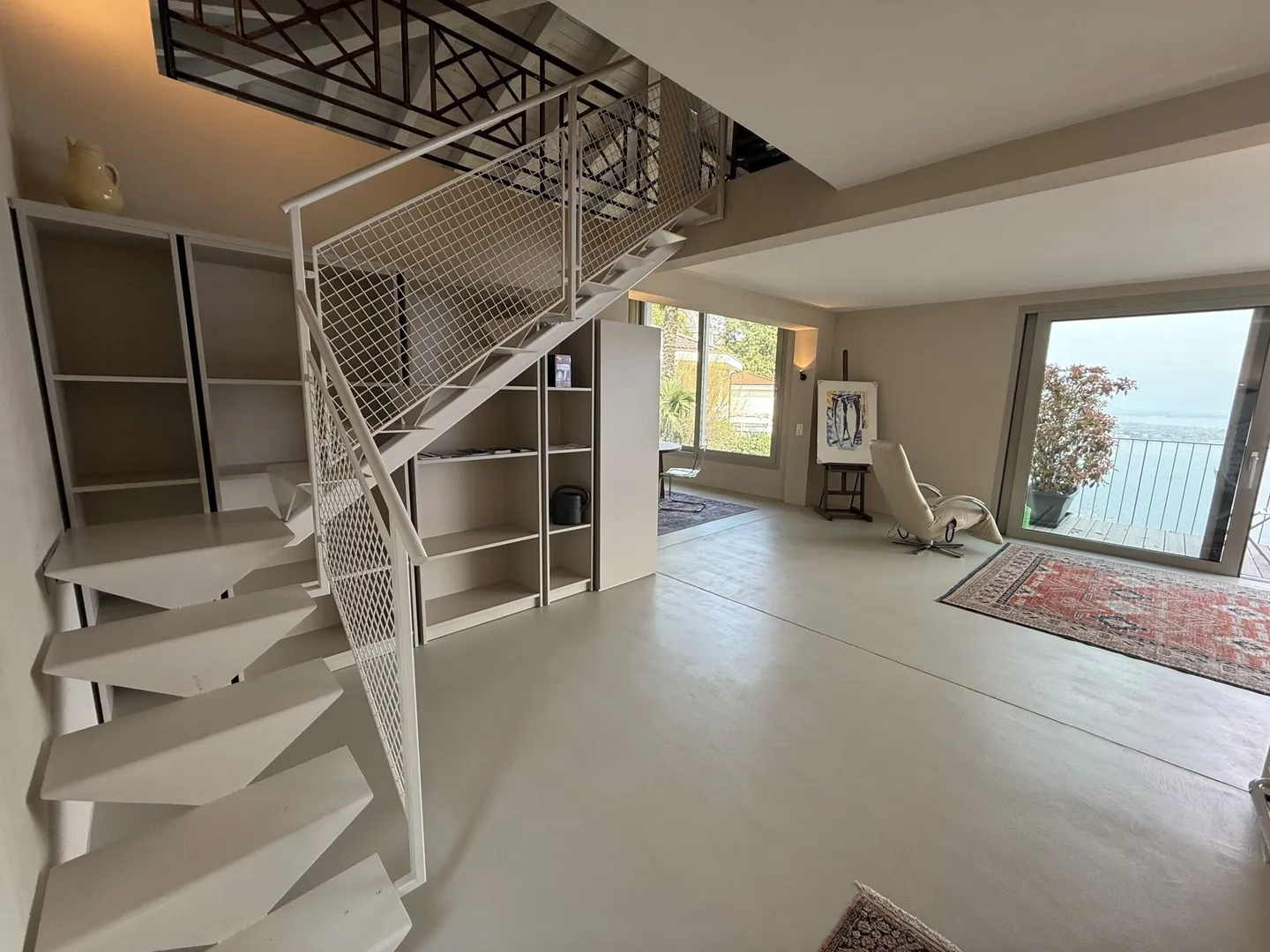Zweifamilienhaus mit Seesicht in begehrter Lage von Ronco sopra Ascona - Foto 11 von 17