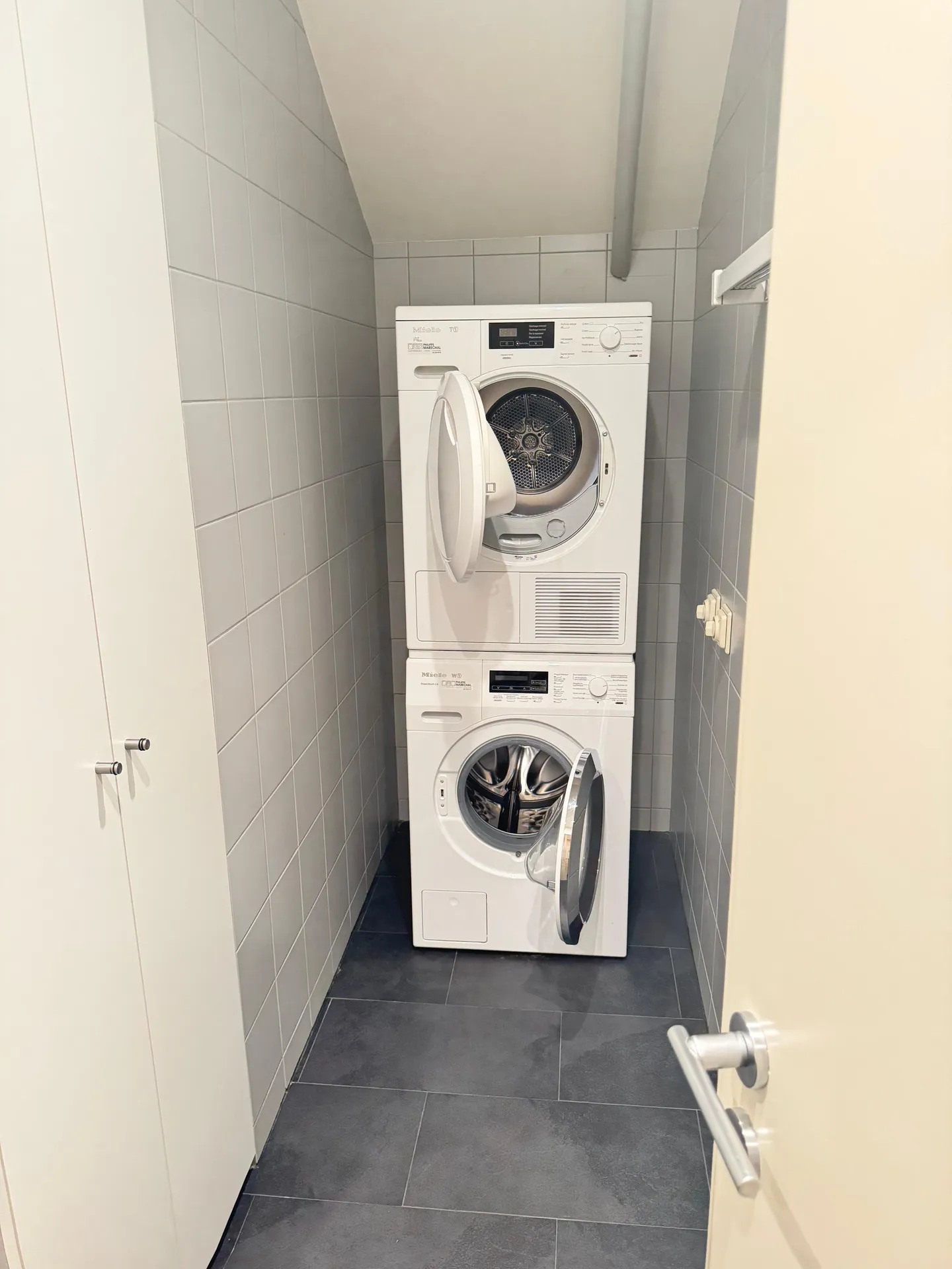 Triplex di Lusso con Terrazza Sud - Foto 14 di 15