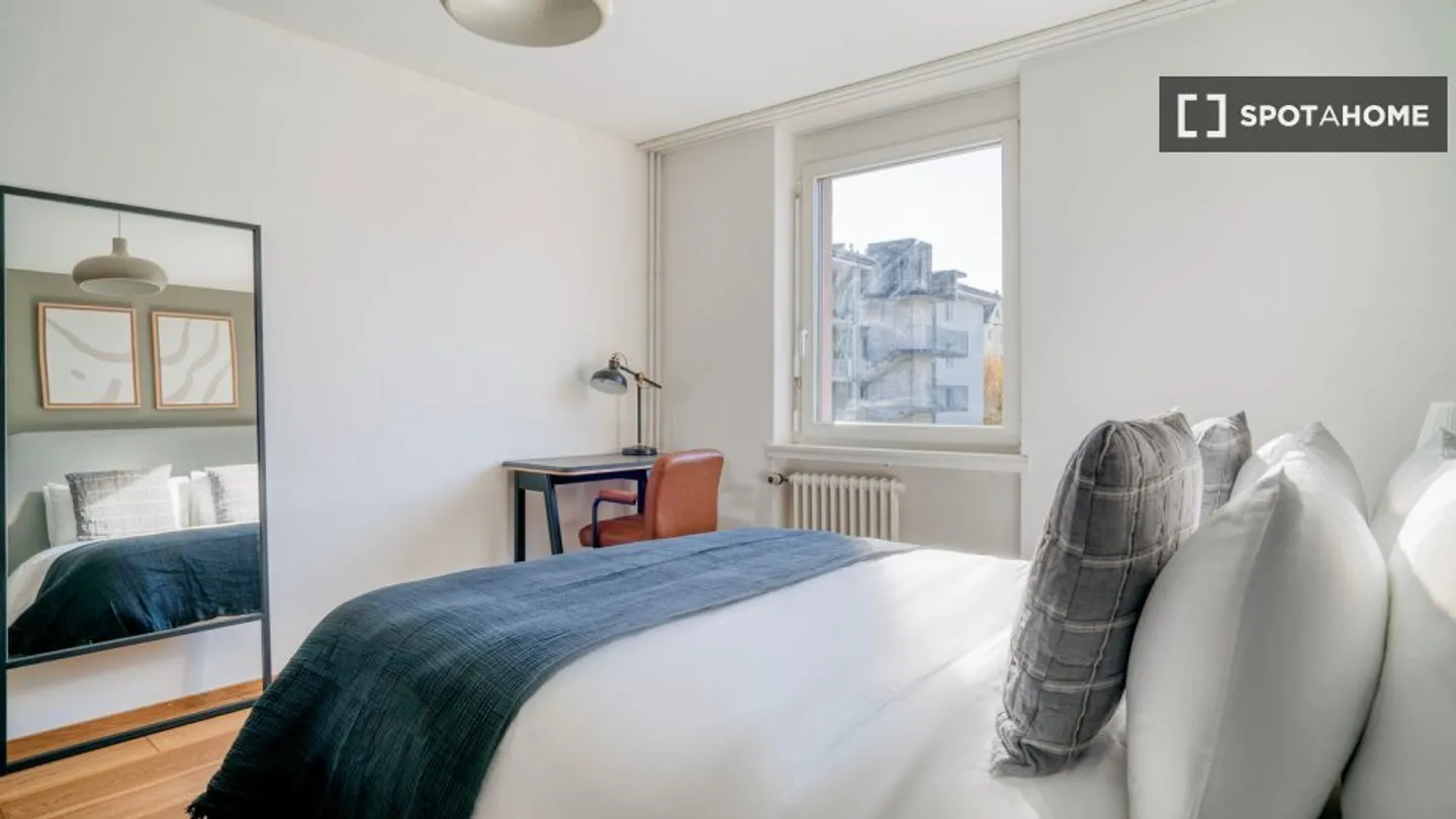 Entdecke, besichtige und miete dein neues Zuhause online mit vollem Vertrauen. - Foto 9 von 18