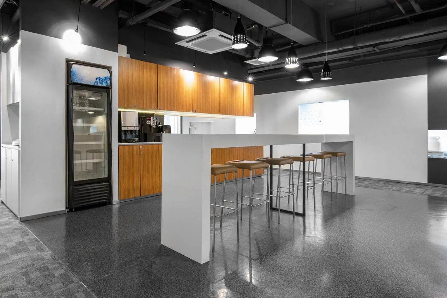 Office for 2 People at Regus Versoix Station Lakeside - Photo 5 of 7