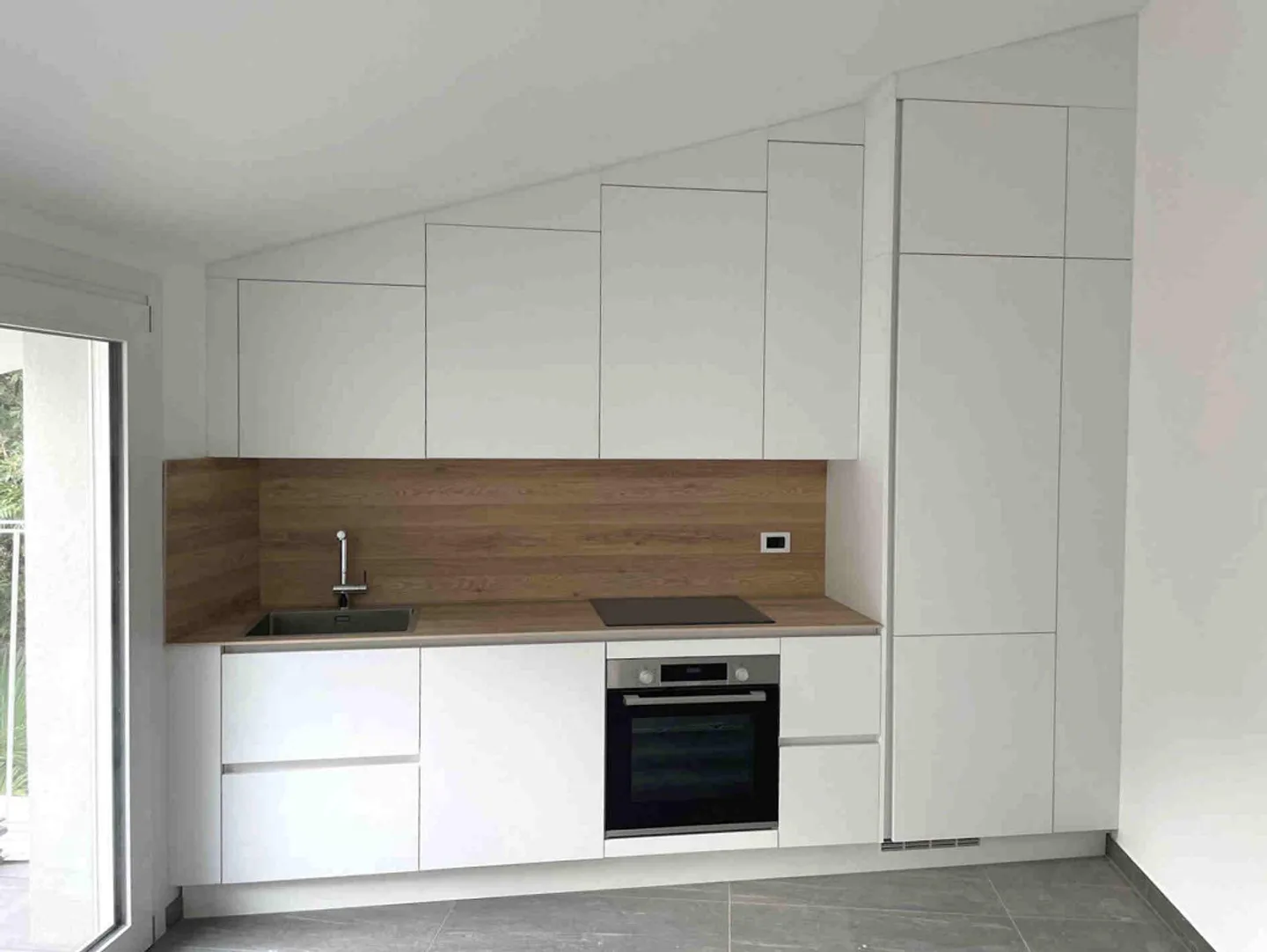 Apartment on the top floor in a very quiet and sunny area - Photo 6 of 10