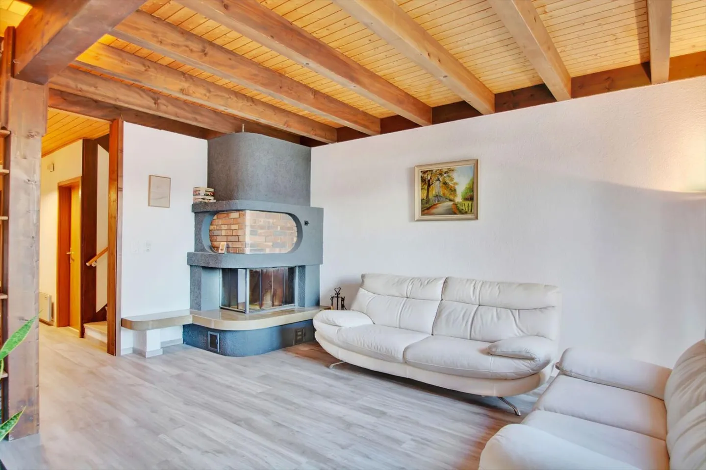 Le Landeron, villa a schiera di 5.5 locali, garage, posto auto - Foto 6 di 13