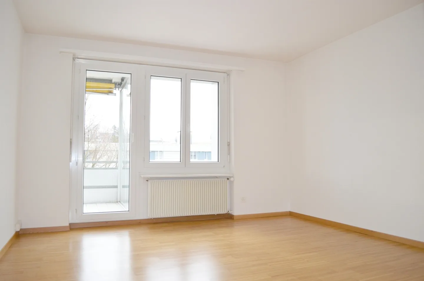 Modernes Erdgeschoss-Apartment - Foto 1 von 9