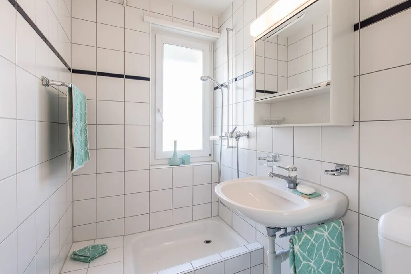 Modernes Erdgeschoss-Apartment - Foto 2 von 9