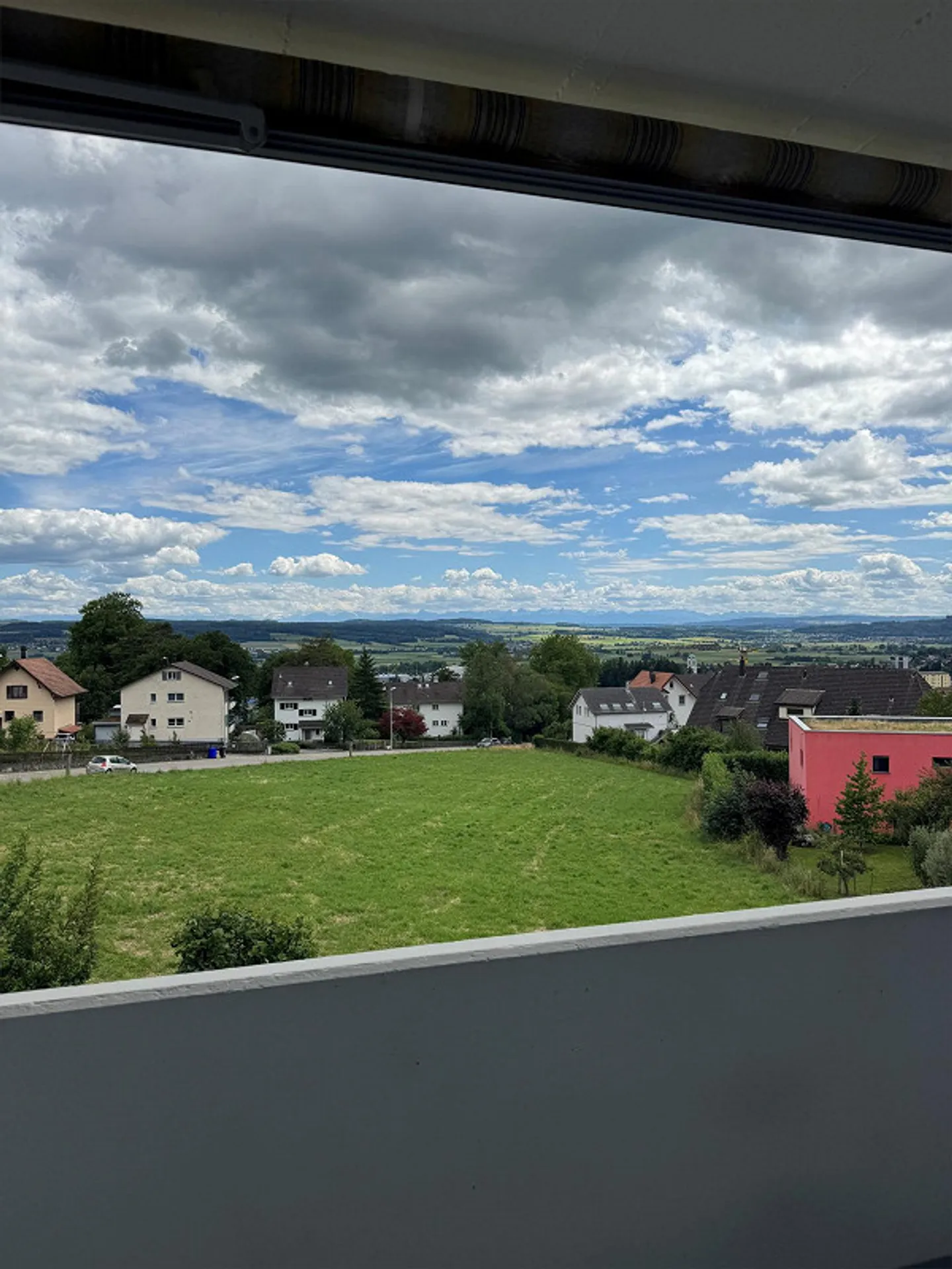 Totalsanierte Wohnung mit Naturblick - Foto 1 von 9