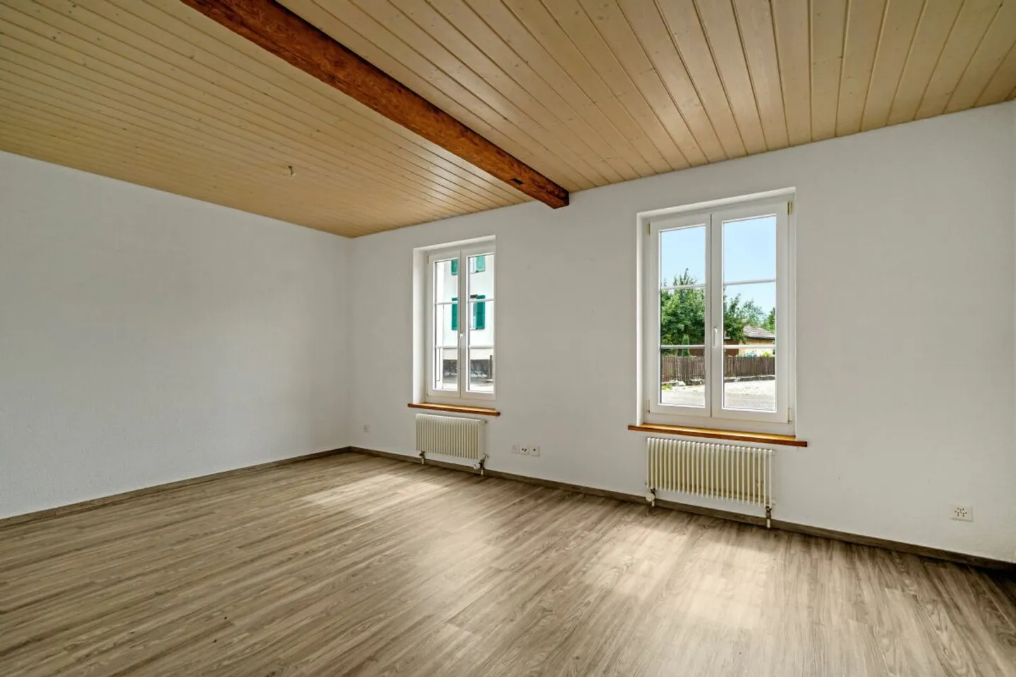 Affascinante casa unifamiliare con appartamento separato a un prezzo equo - Foto 13 di 13