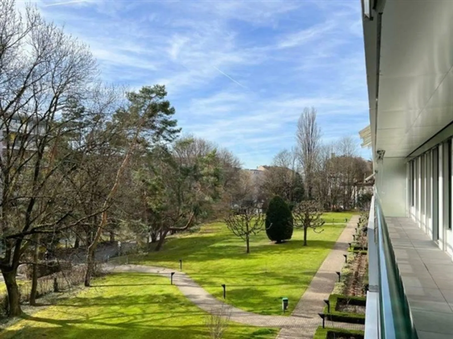 Spacious Offices - Geneva - Photo 6 of 11