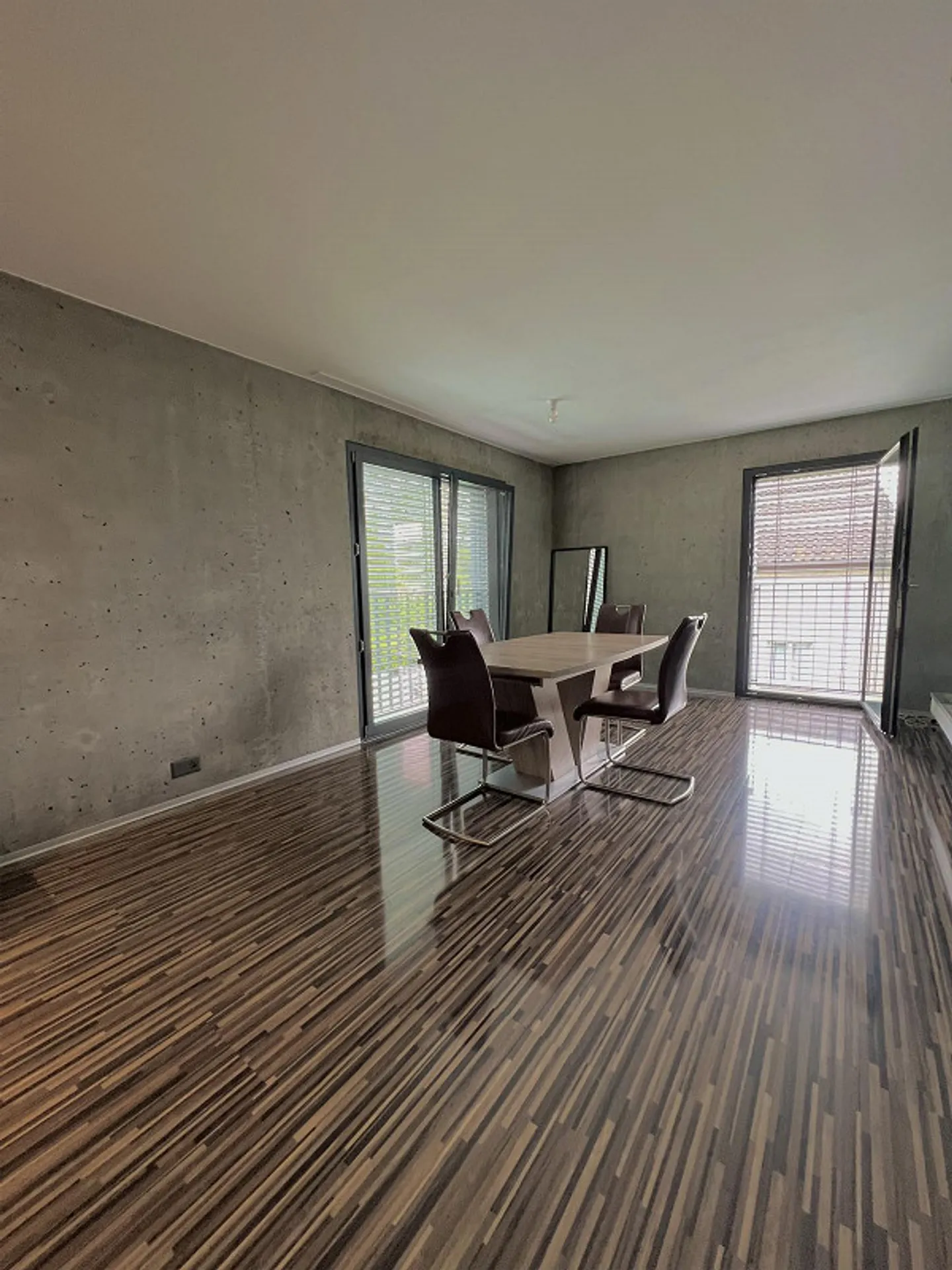 Appartamento 2.5 stanze - Foto 3 di 8