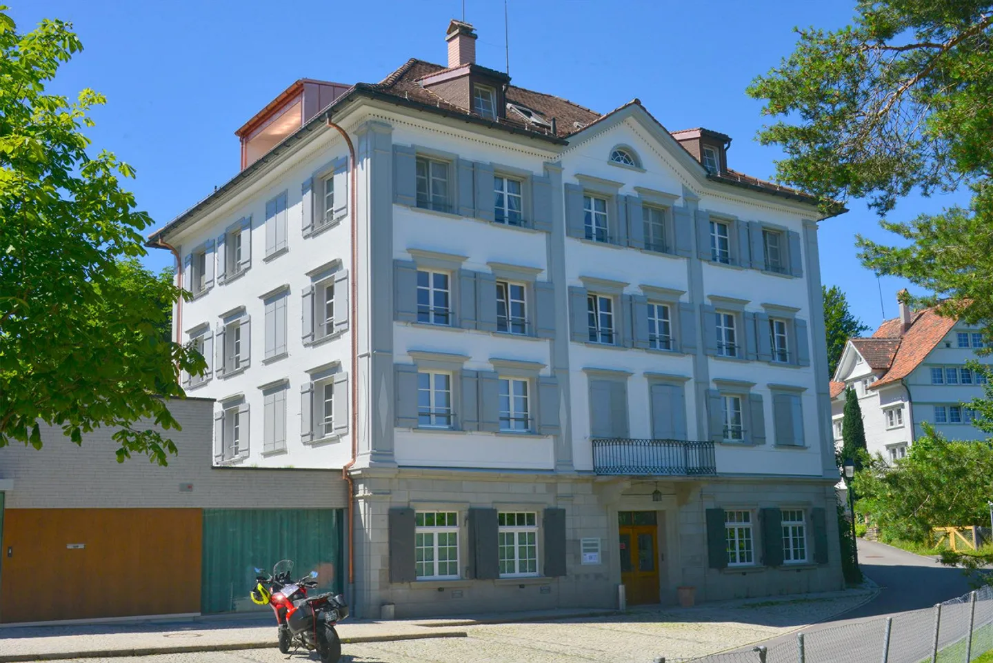 Charmante Wohnung in historischem Haus - Foto 1 von 14