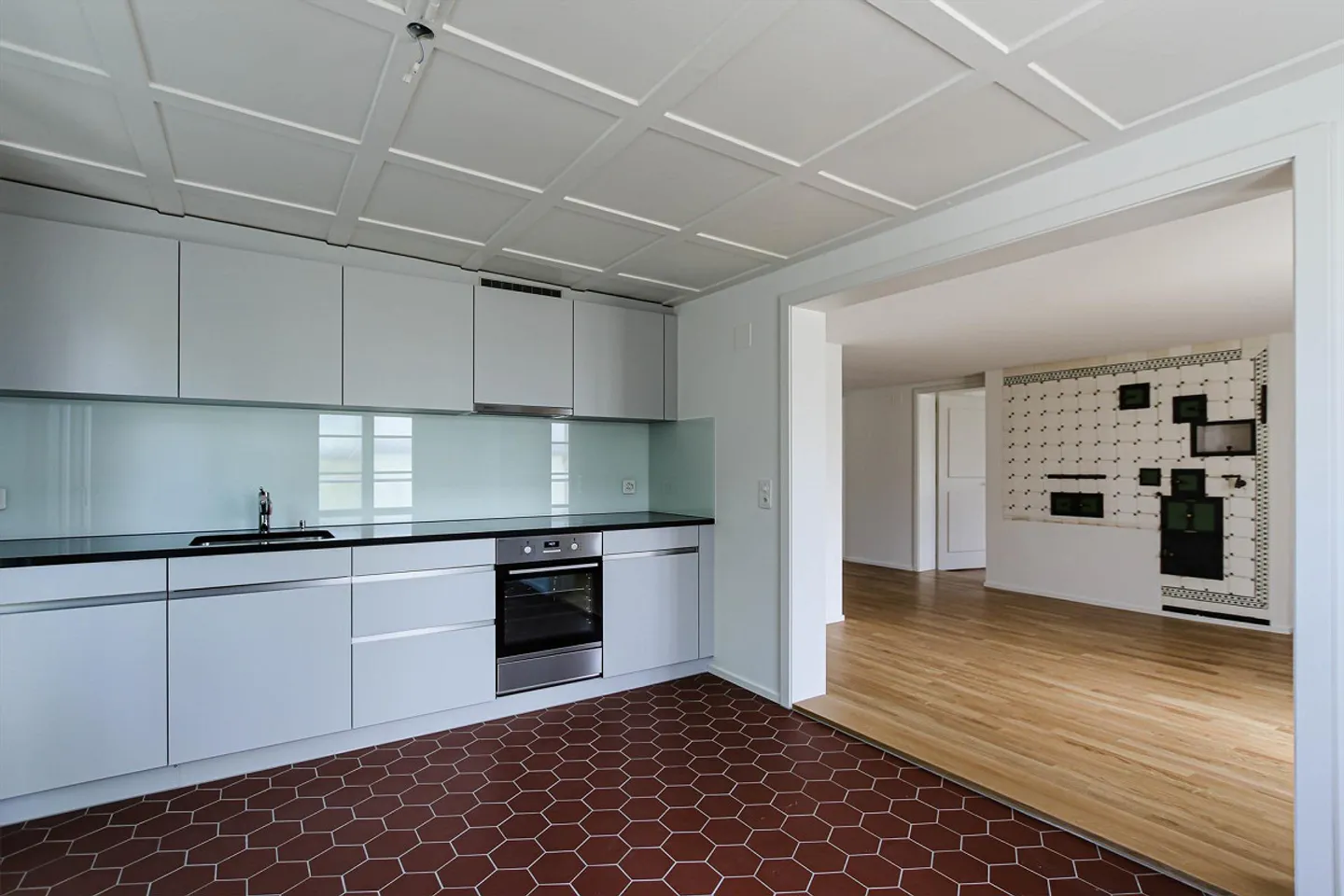 Charmante Wohnung in historischem Haus - Foto 3 von 14