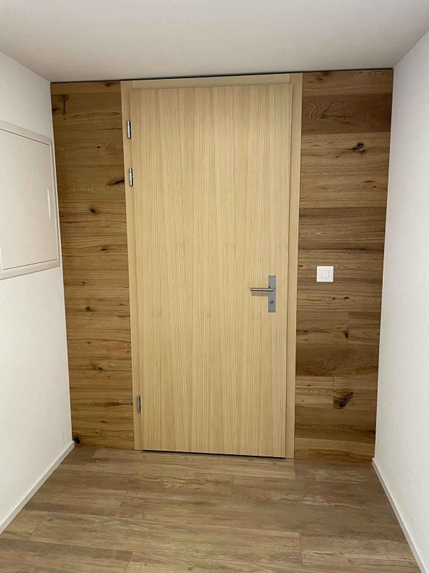 Ampio appartamento di 4,5 stanze in affitto - Foto 10 di 13