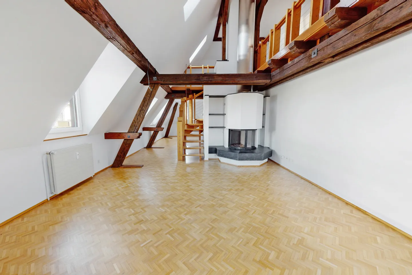Charmante 2.5-Zimmer-Wohnung - Foto 2 von 11