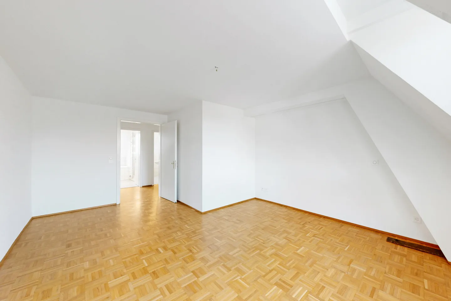 Charmante 2.5-Zimmer-Wohnung - Foto 7 von 11