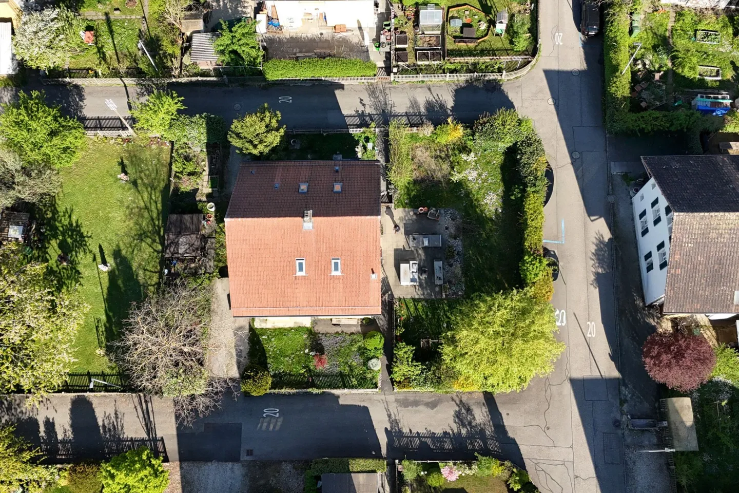 All Under One Roof - Photo 4 of 11