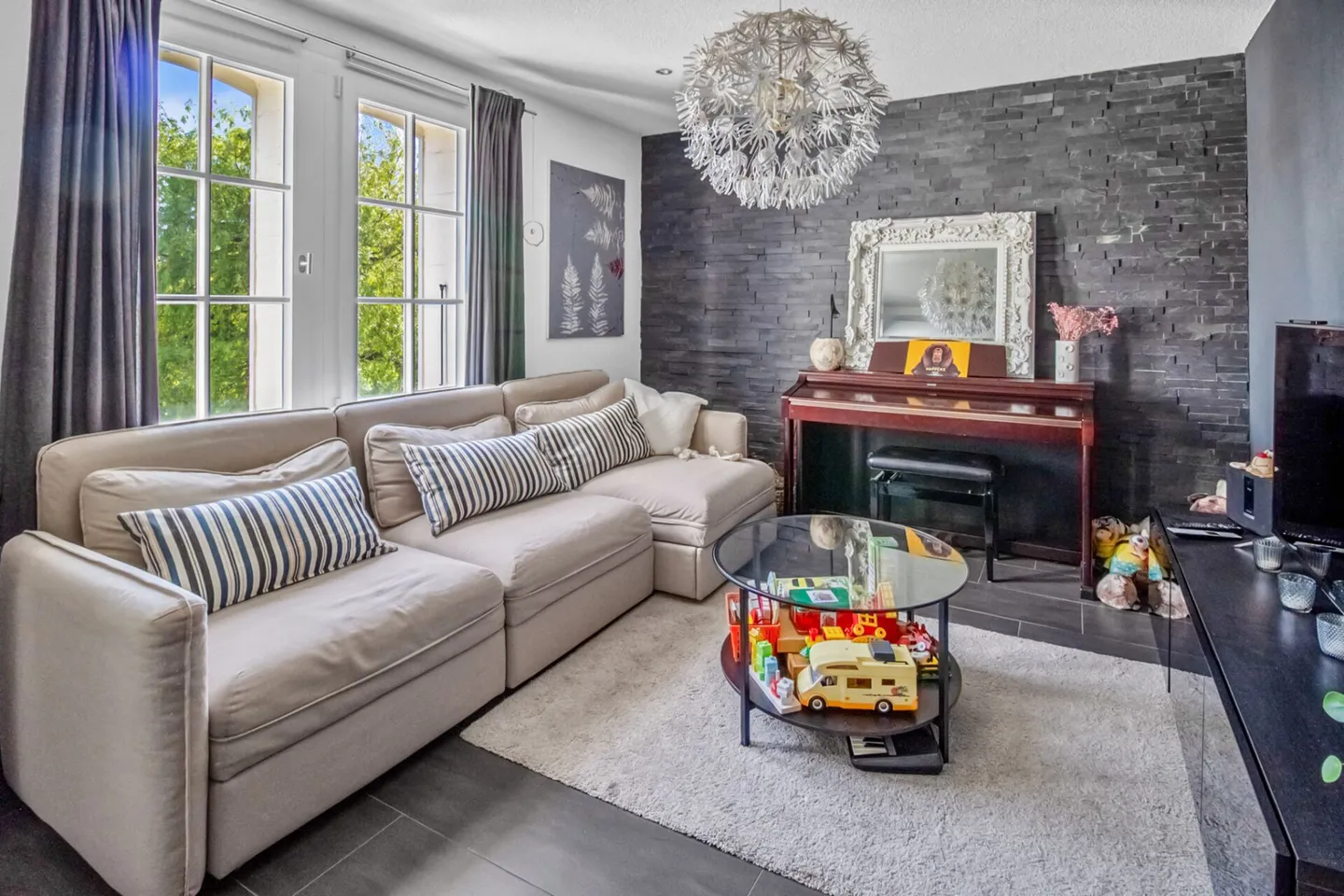 All Under One Roof - Photo 6 of 11