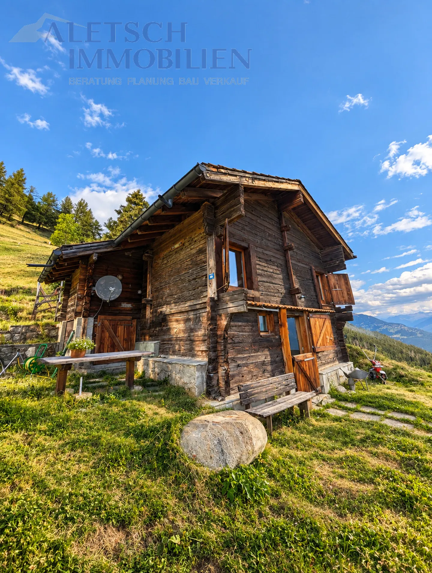 Chalet mit Atemberaubender Aussicht - Foto 2 von 12