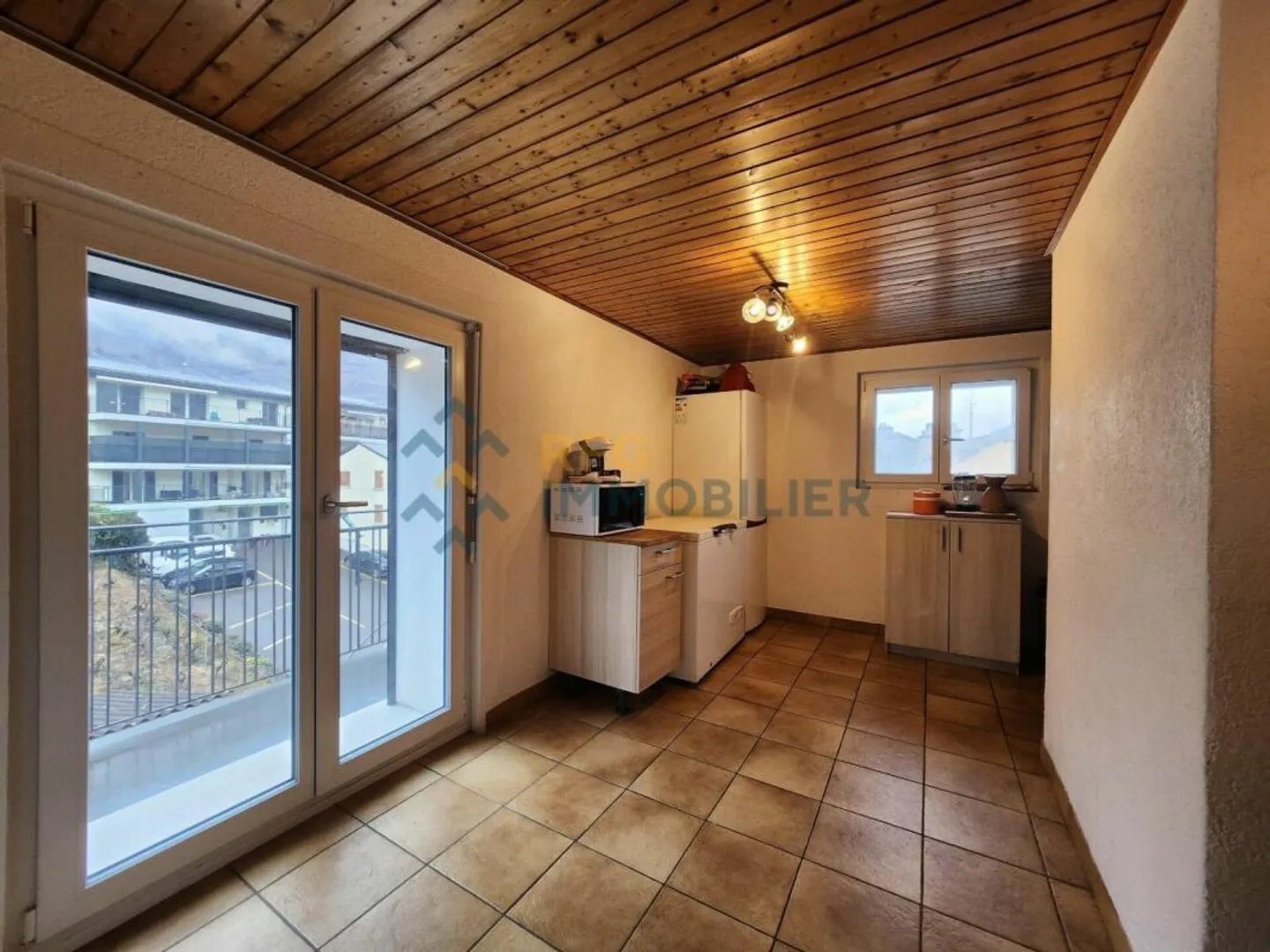 Apartment for sale - Photo 3 of 9