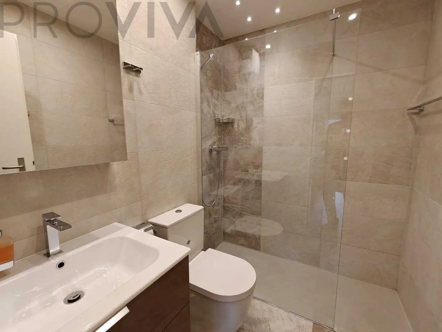 Bijou de montagne charmant : appartement duplex rénové - Photo 7 sur 8