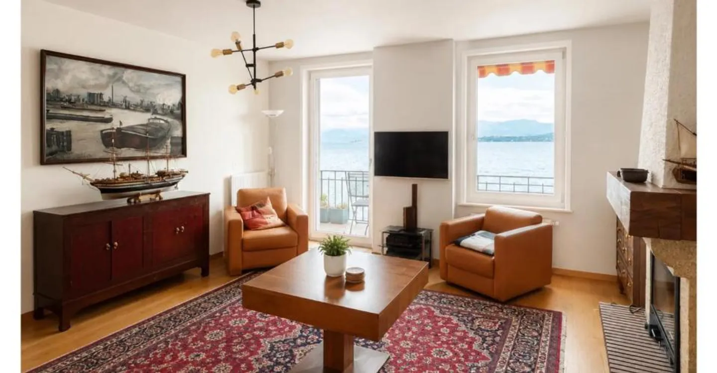 Luxury apartment with lake view in Nyon - Photo 1 of 1