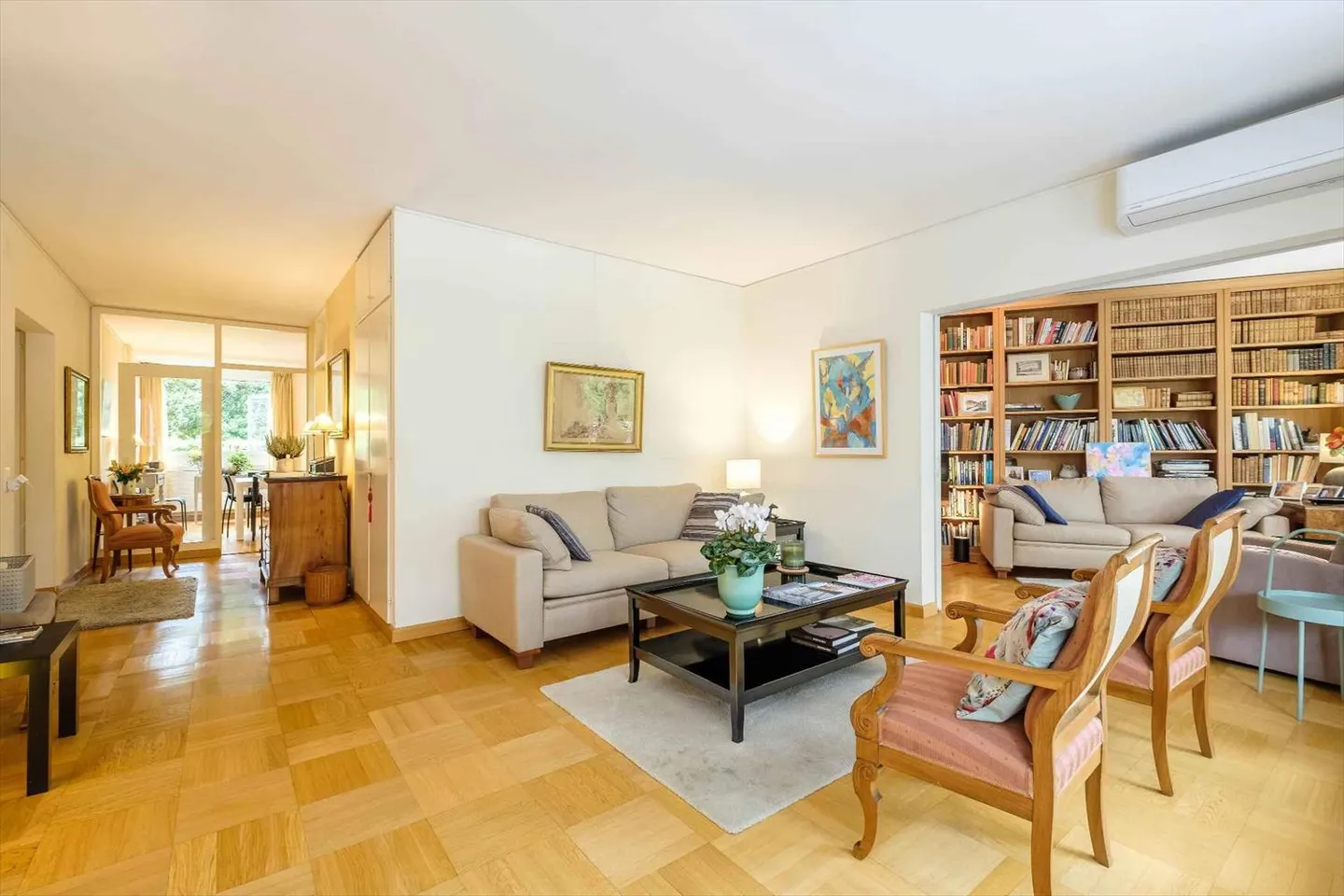 Appartamento 7.5 stanze - Foto 3 di 13