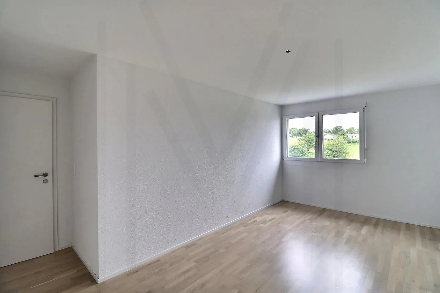 Charmante Attikawohnung mit Aussicht - Foto 7 von 8