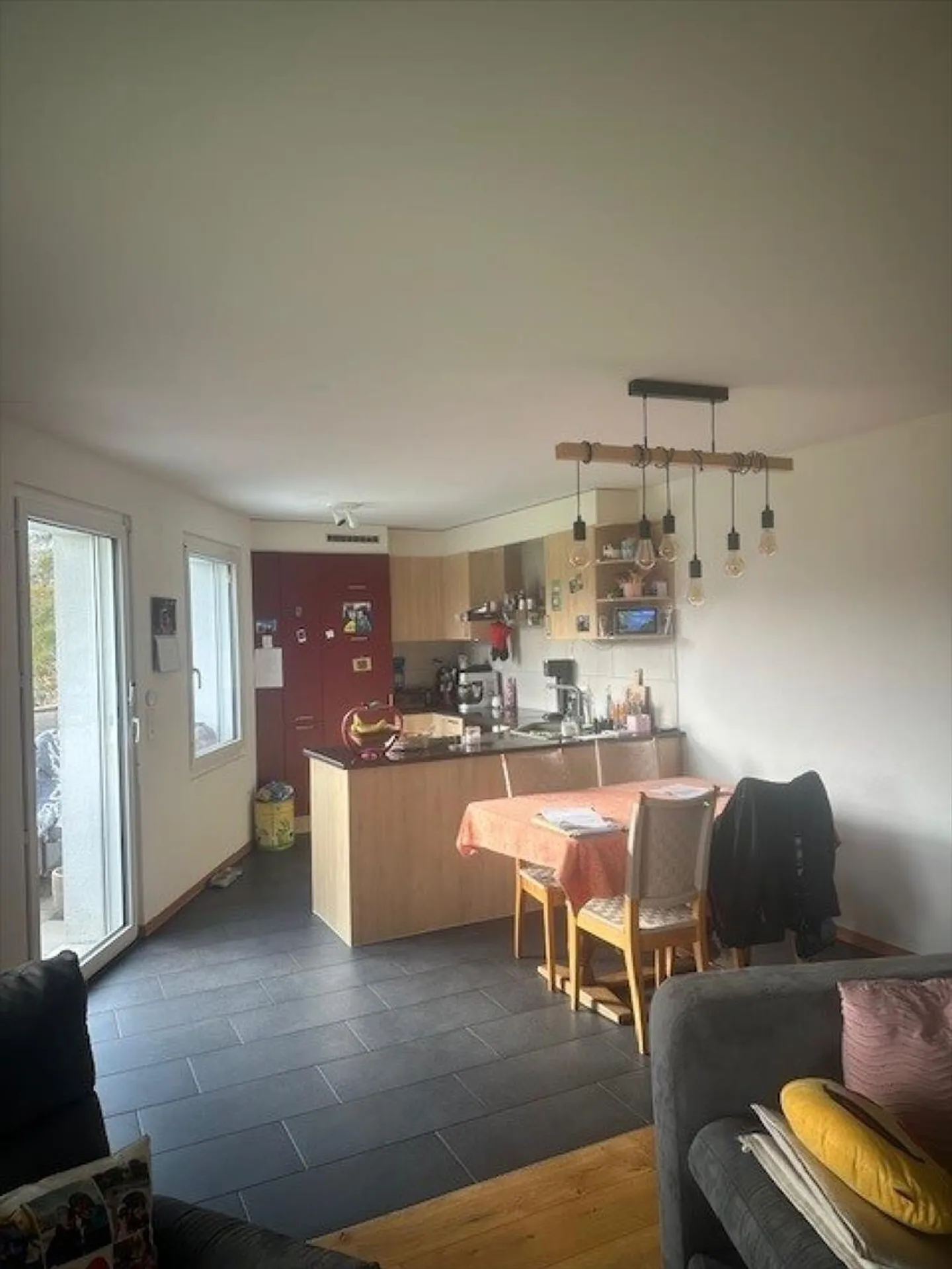 Apartment 4.5 rooms in Palézieux - Photo 3 of 7