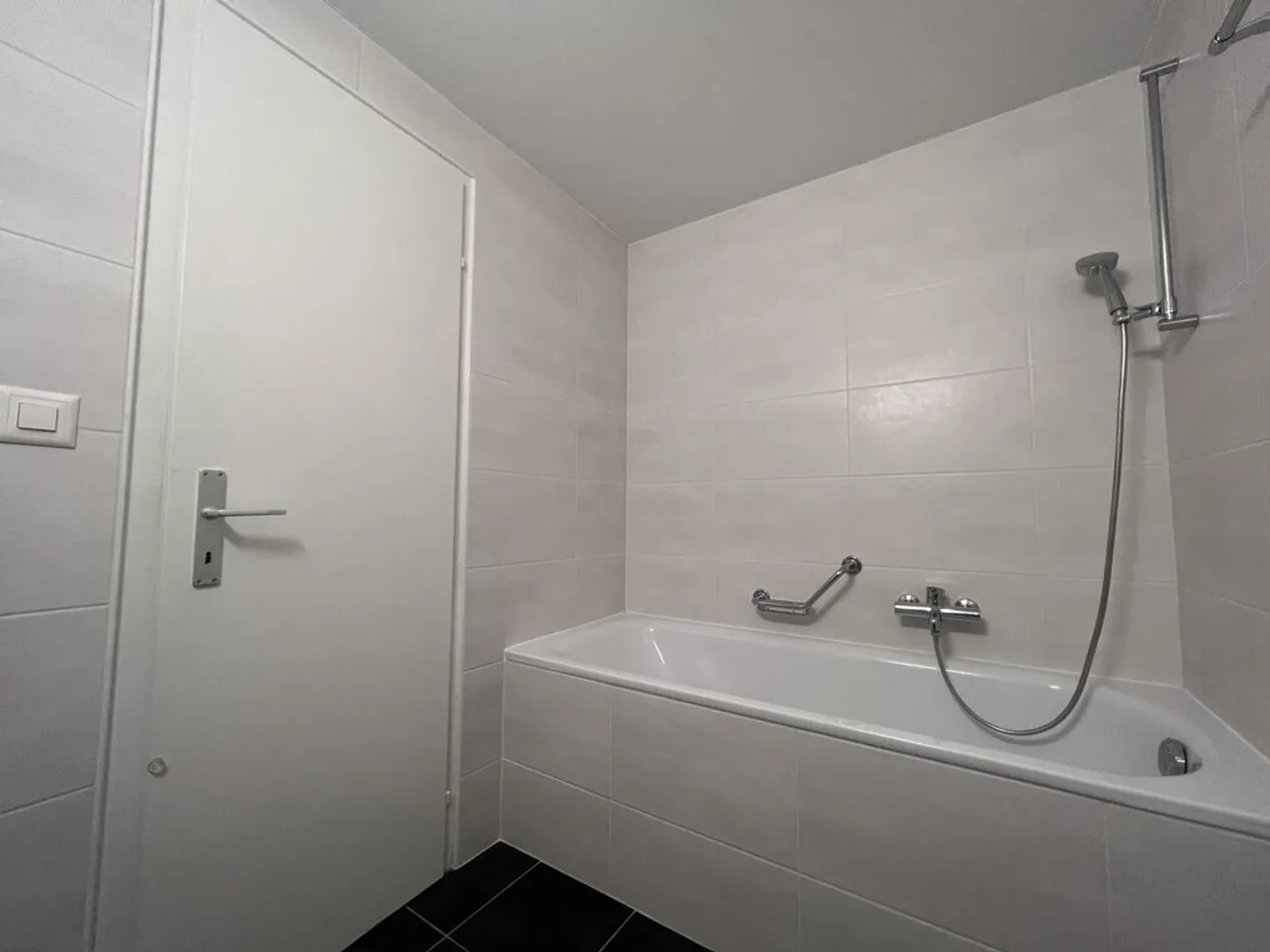 Appartement à louer - Photo 7 sur 8