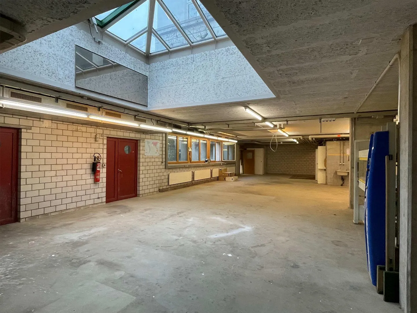 Werkstatt Büro Lager    540m2 - Foto 3 von 13