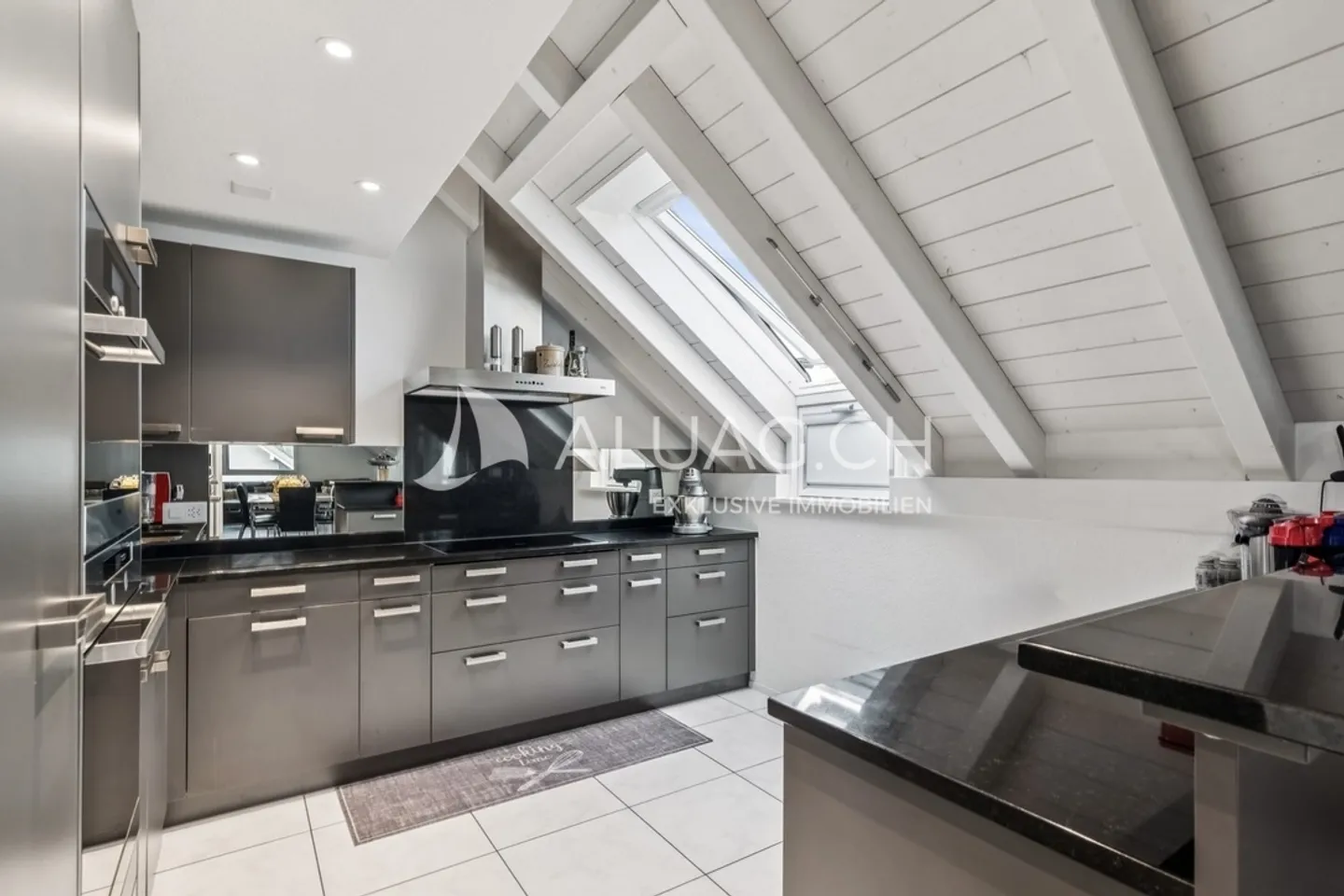 Appartement Duplex Confortable avec Loggia - Photo 7 sur 13