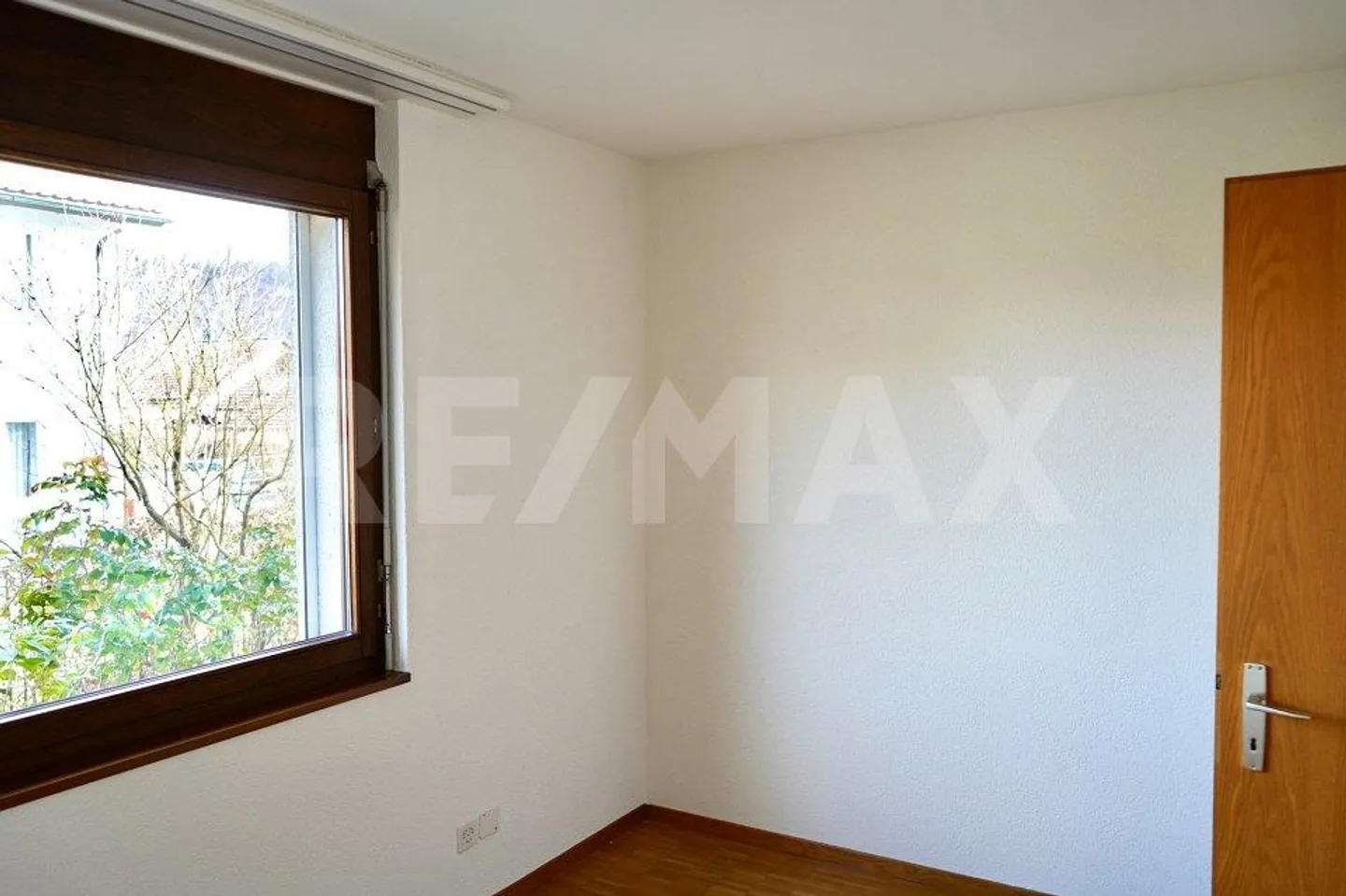 Affascinante casa di 5,5 stanze in affitto a Villigen! - Foto 4 di 13