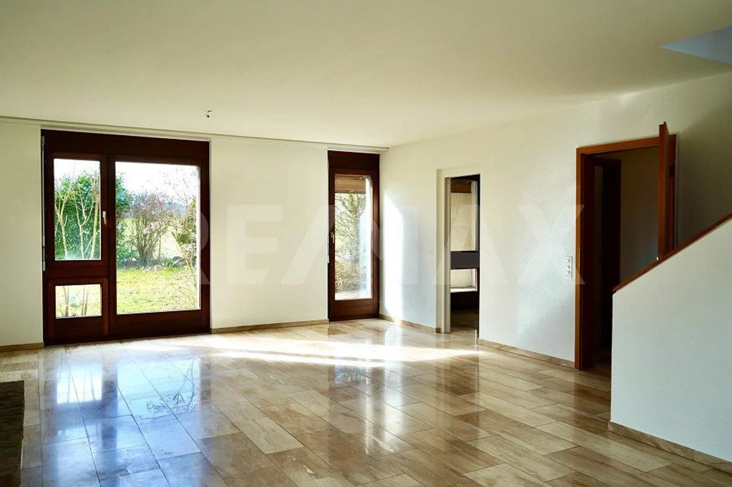 Affascinante casa di 5,5 stanze in affitto a Villigen! - Foto 5 di 13