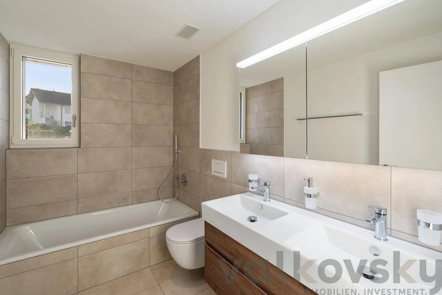 Appartamento in vendita - Foto 7 di 18