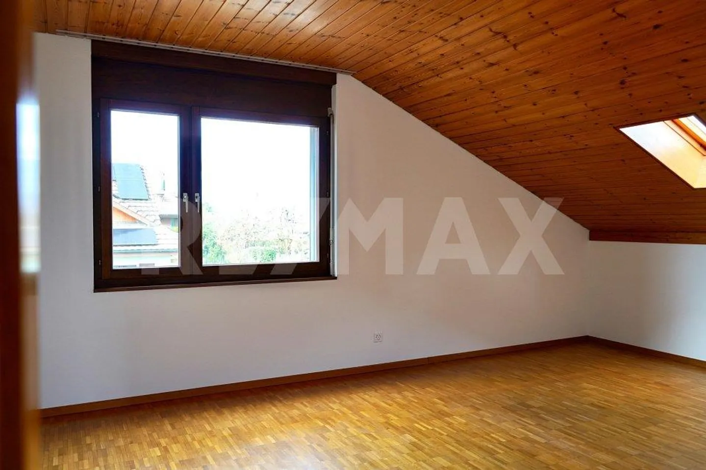 Affascinante casa di 5,5 stanze in affitto a Villigen! - Foto 12 di 13