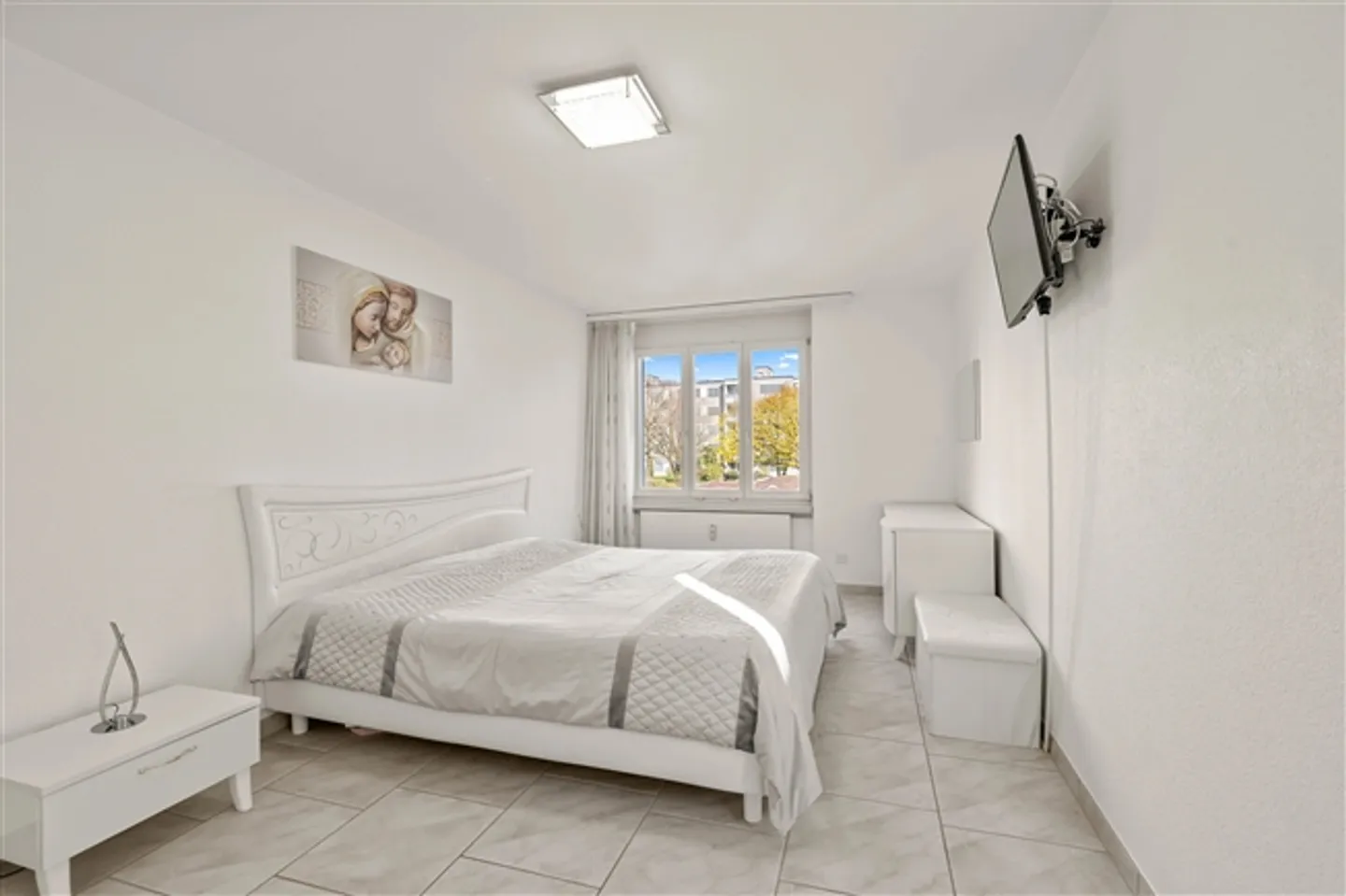 Appartement lumineux de 5,5 pièces avec grand balcon à Böttstein à vendre - Photo 8 sur 13