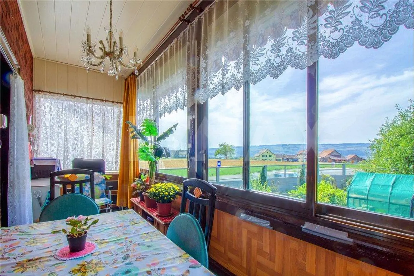 Charmantes Chalet mit Aussicht - Foto 5 von 13