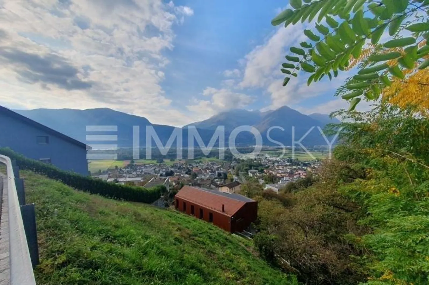 Terrain à bâtir - Cugnasco - Photo 1 sur 2