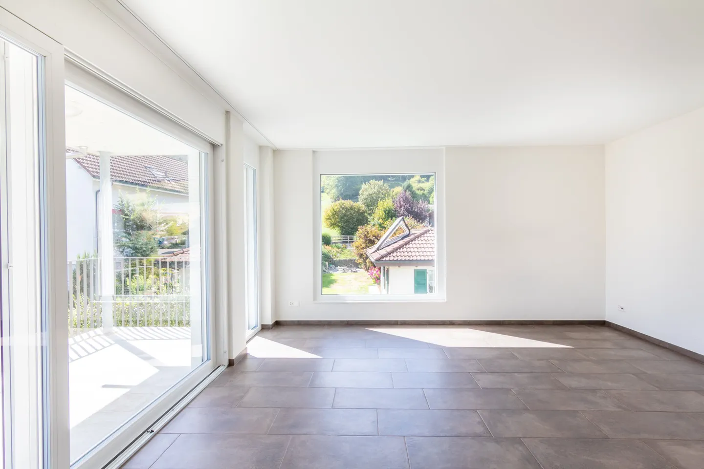 Modern 4.5-room apartment on the 1st floor with balcony, Staffelbach - Photo 5 of 11