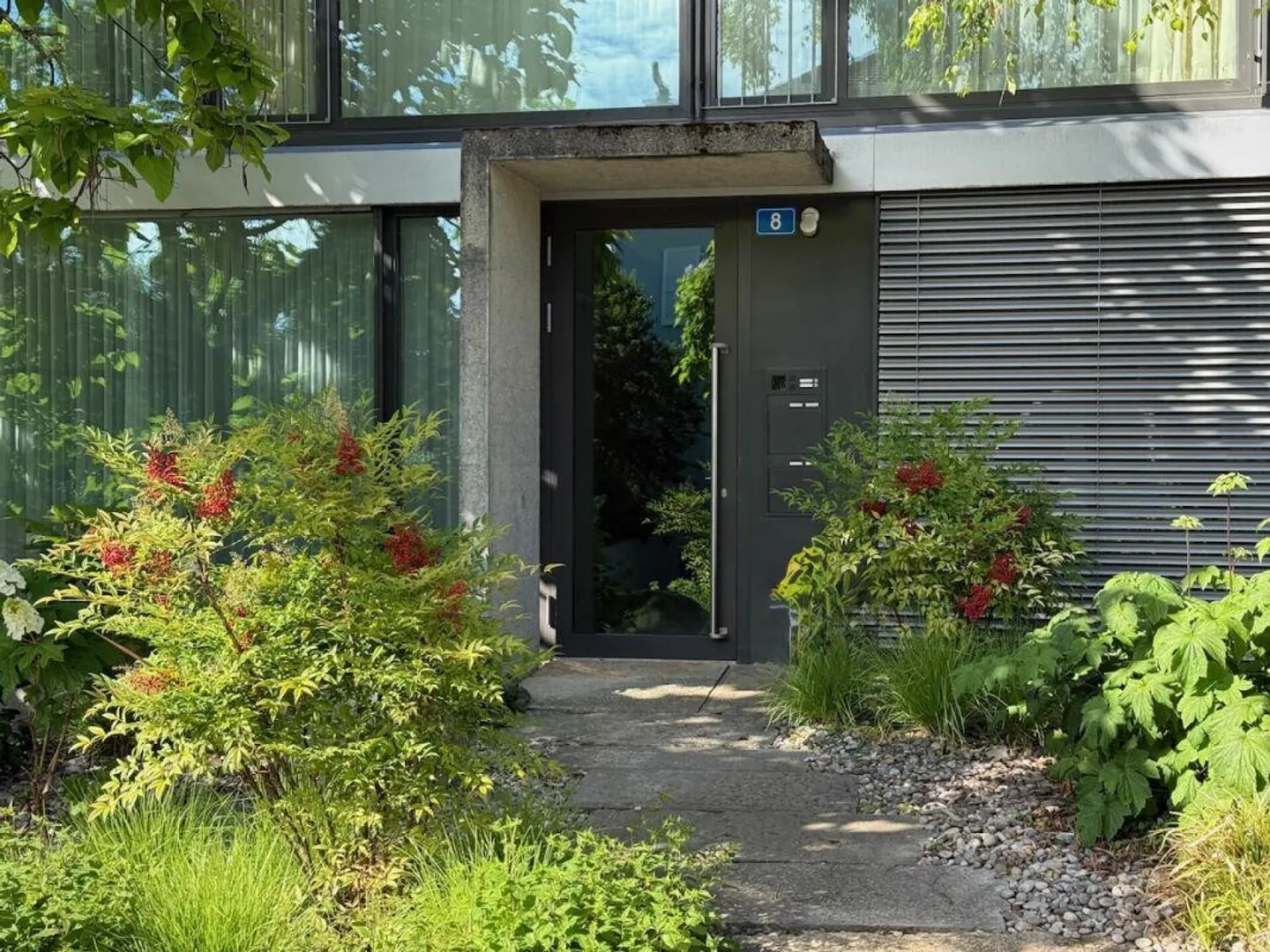 Appartamento attico elegante a Bruderholz - Foto 2 di 16